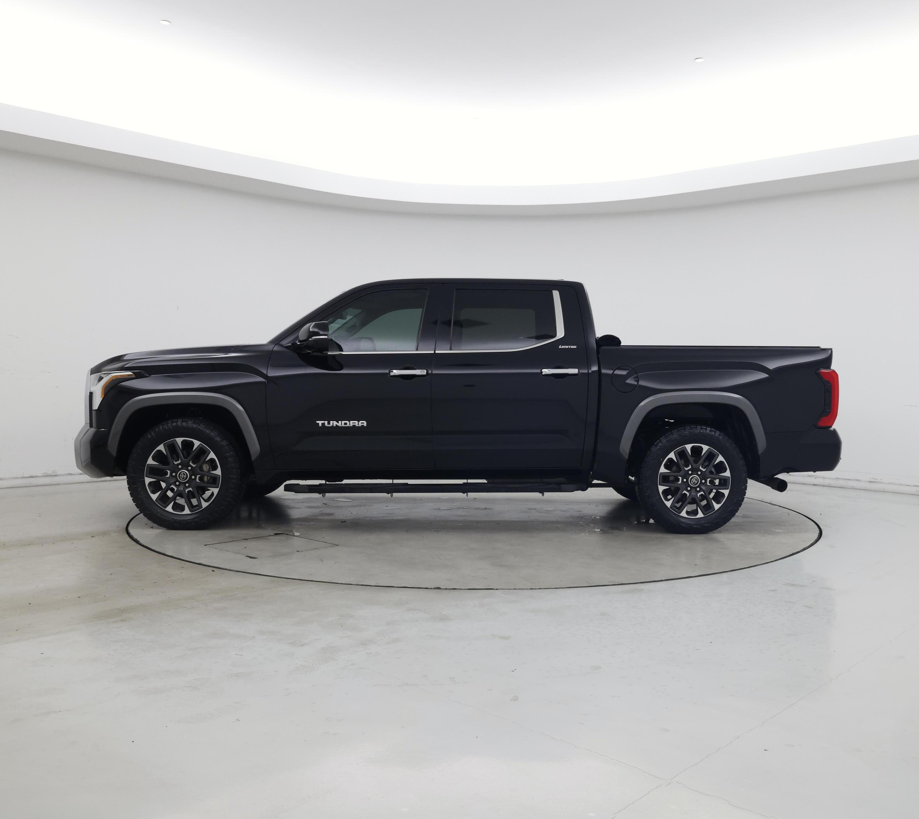 Thumbnail: 2023 Toyota Tundra - 3