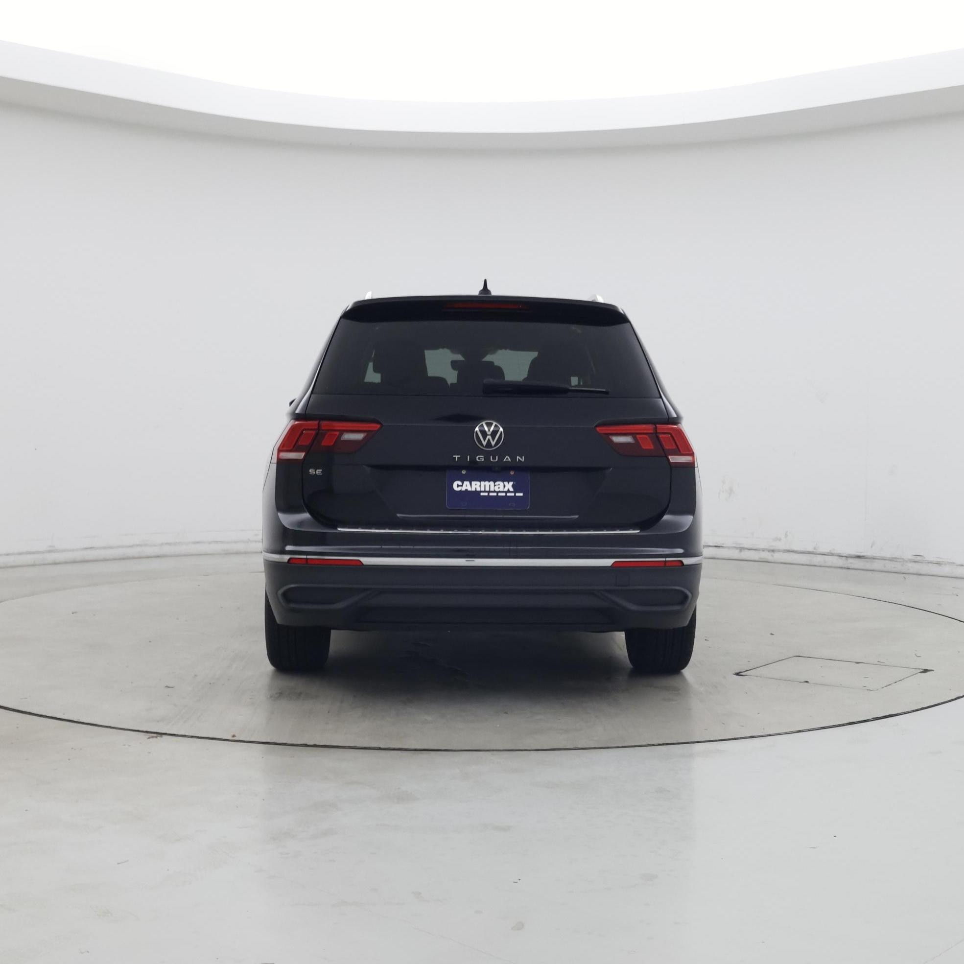 Thumbnail: 2022 Volkswagen Tiguan - 6