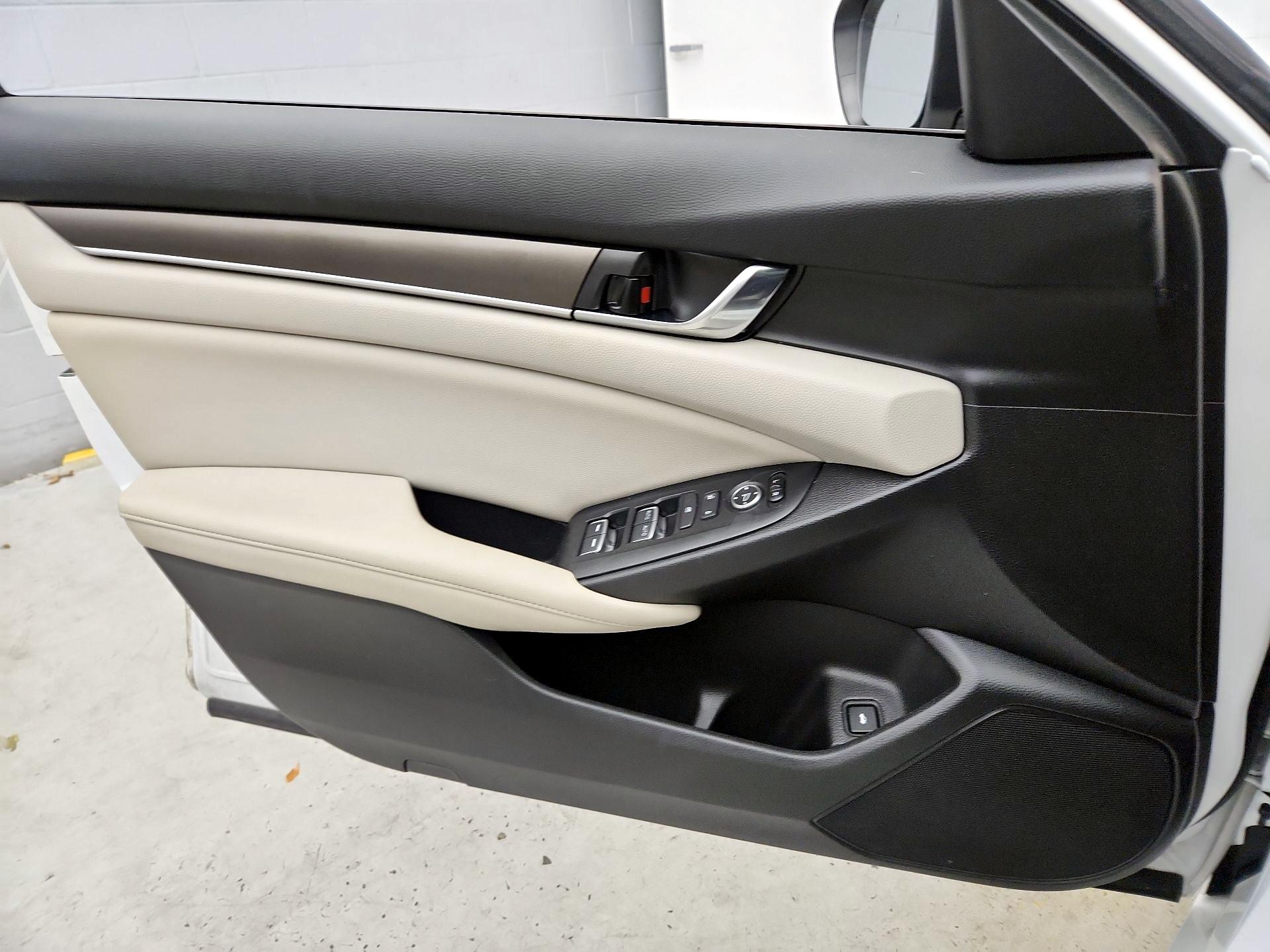Thumbnail: 2021 Honda Accord - 12