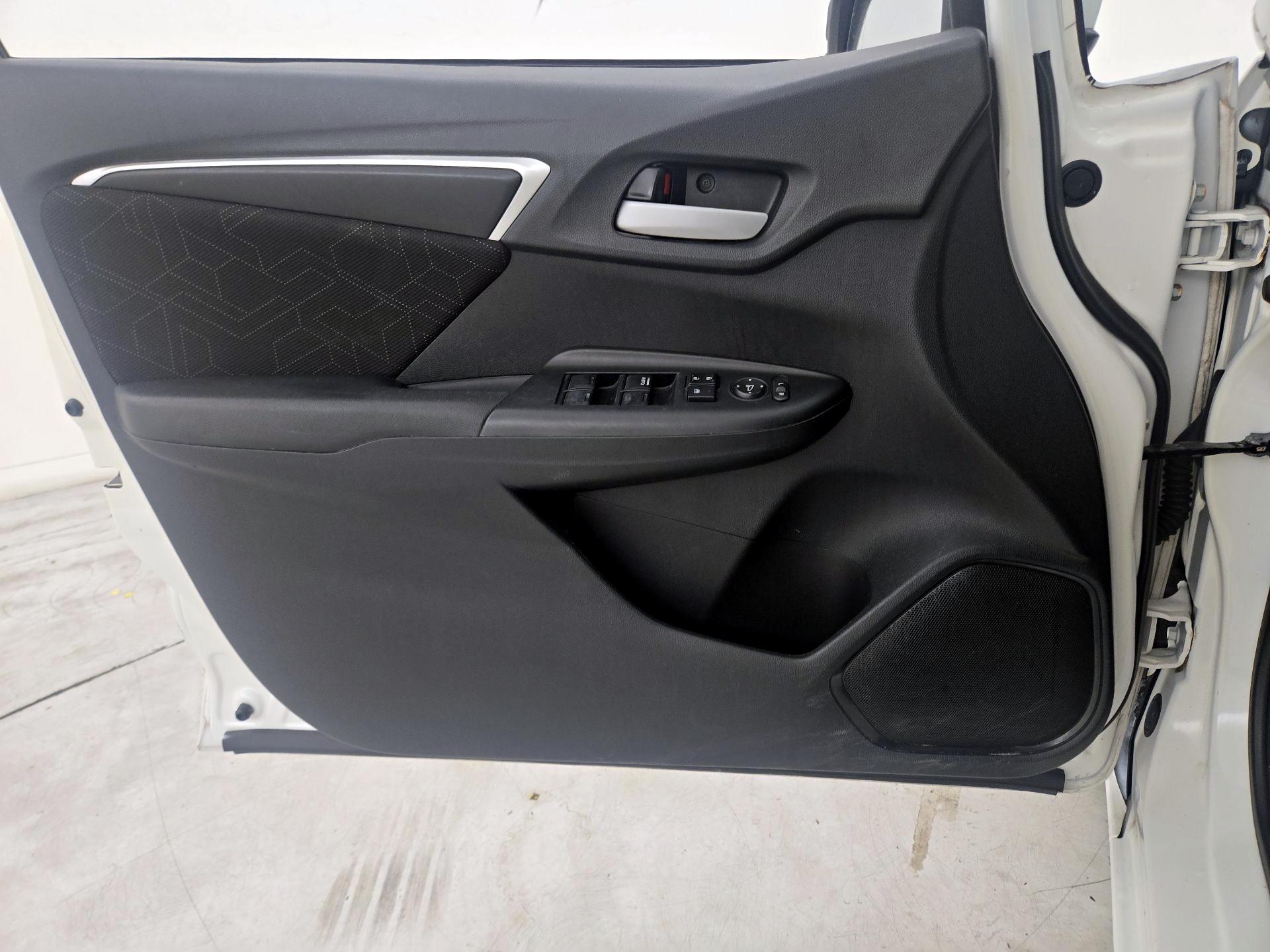 Thumbnail: 2015 Honda Fit - 12