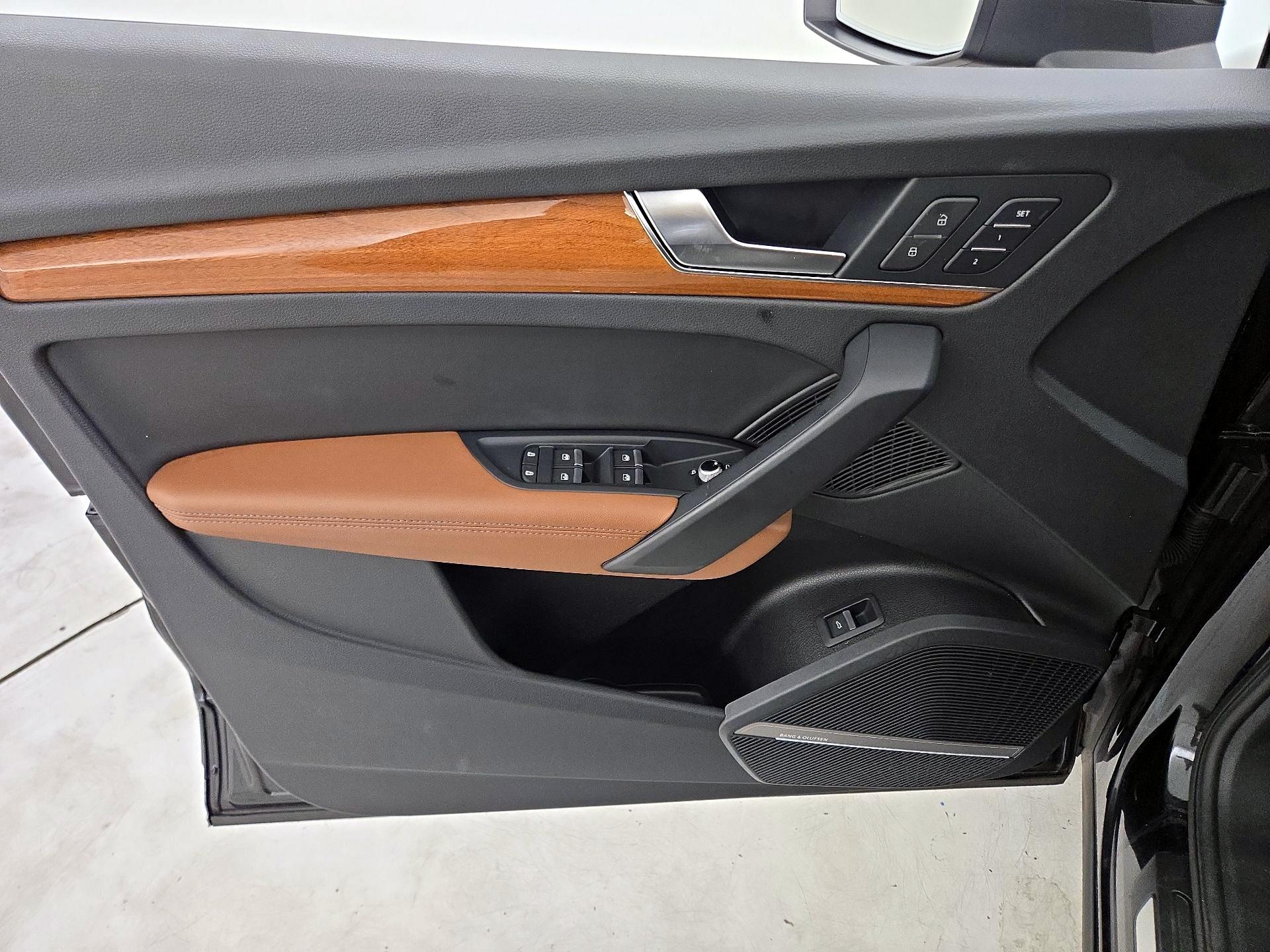 Thumbnail: 2021 Audi Q5 - 12