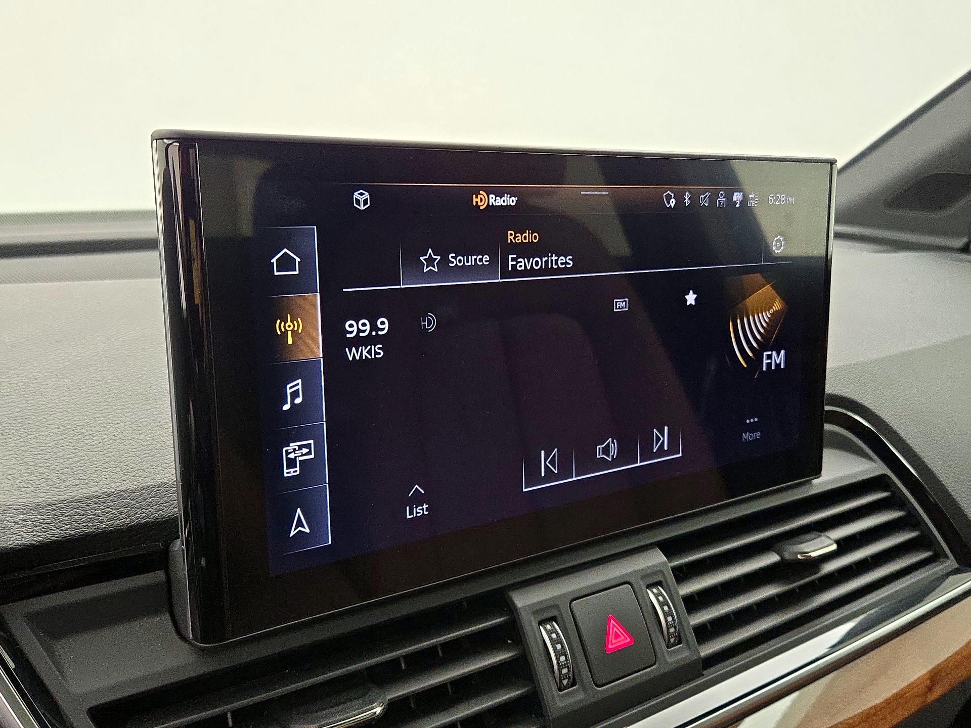 Thumbnail: 2021 Audi Q5 - 15