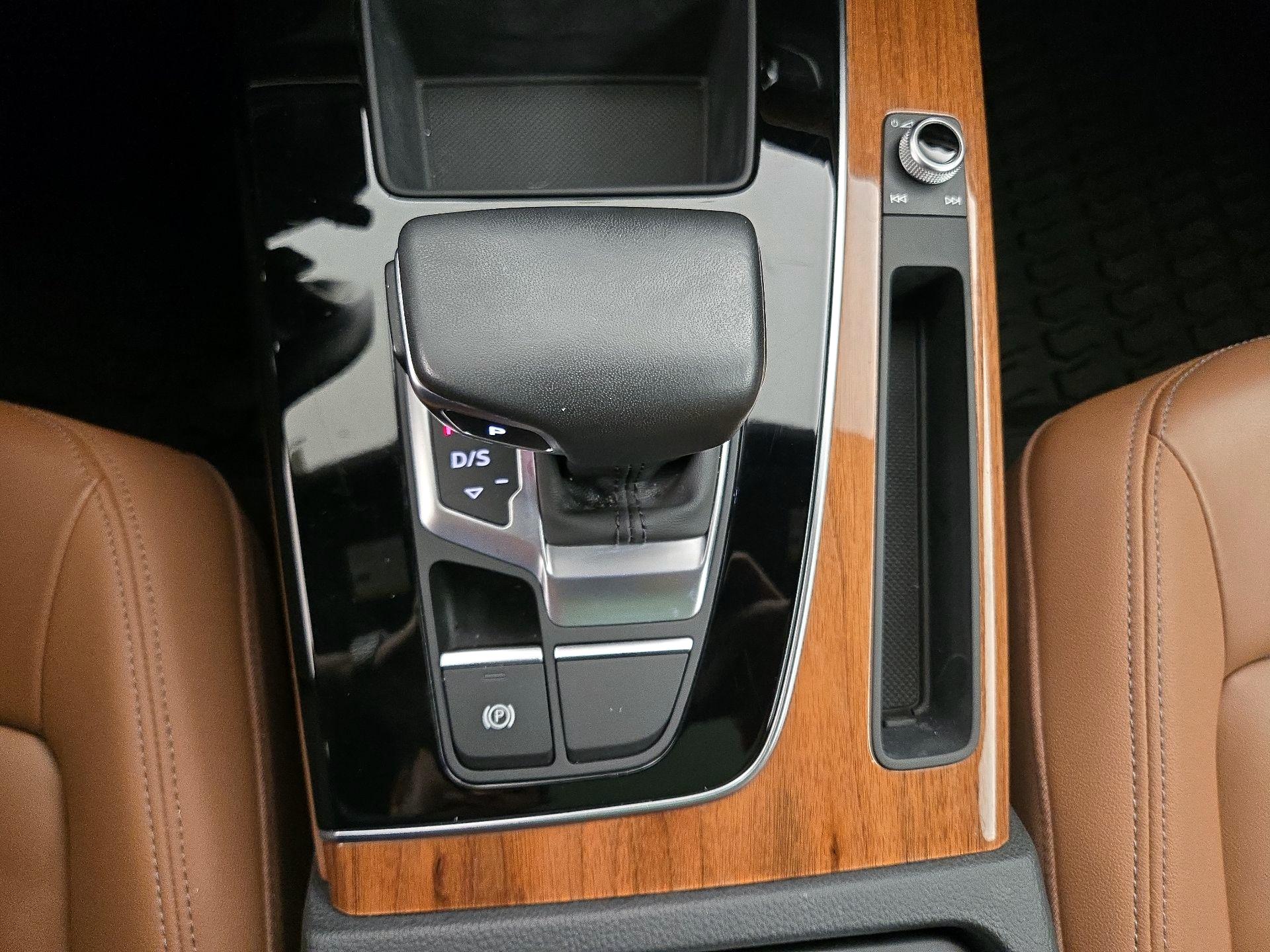 Thumbnail: 2021 Audi Q5 - 17