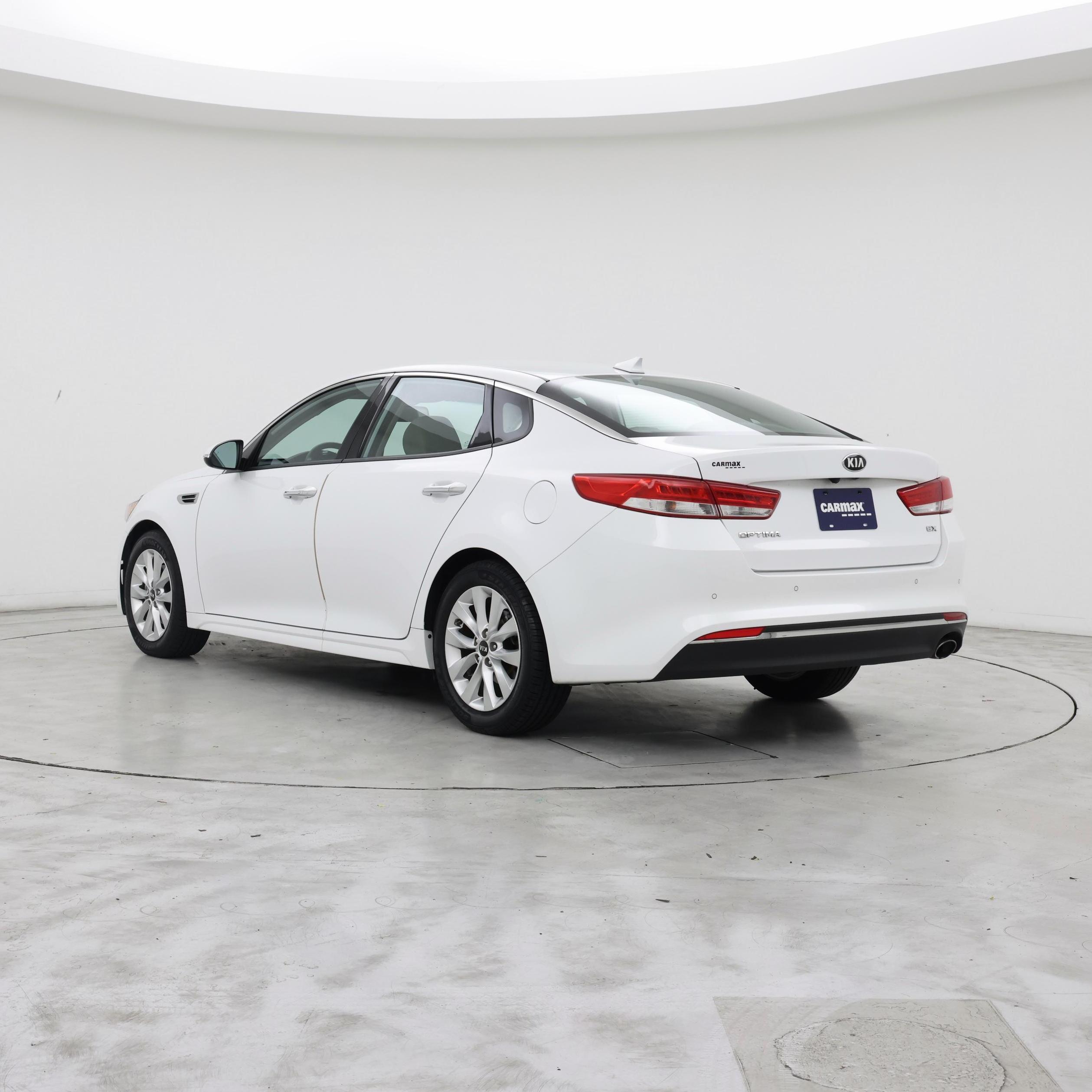 Thumbnail: 2018 Kia Optima - 2