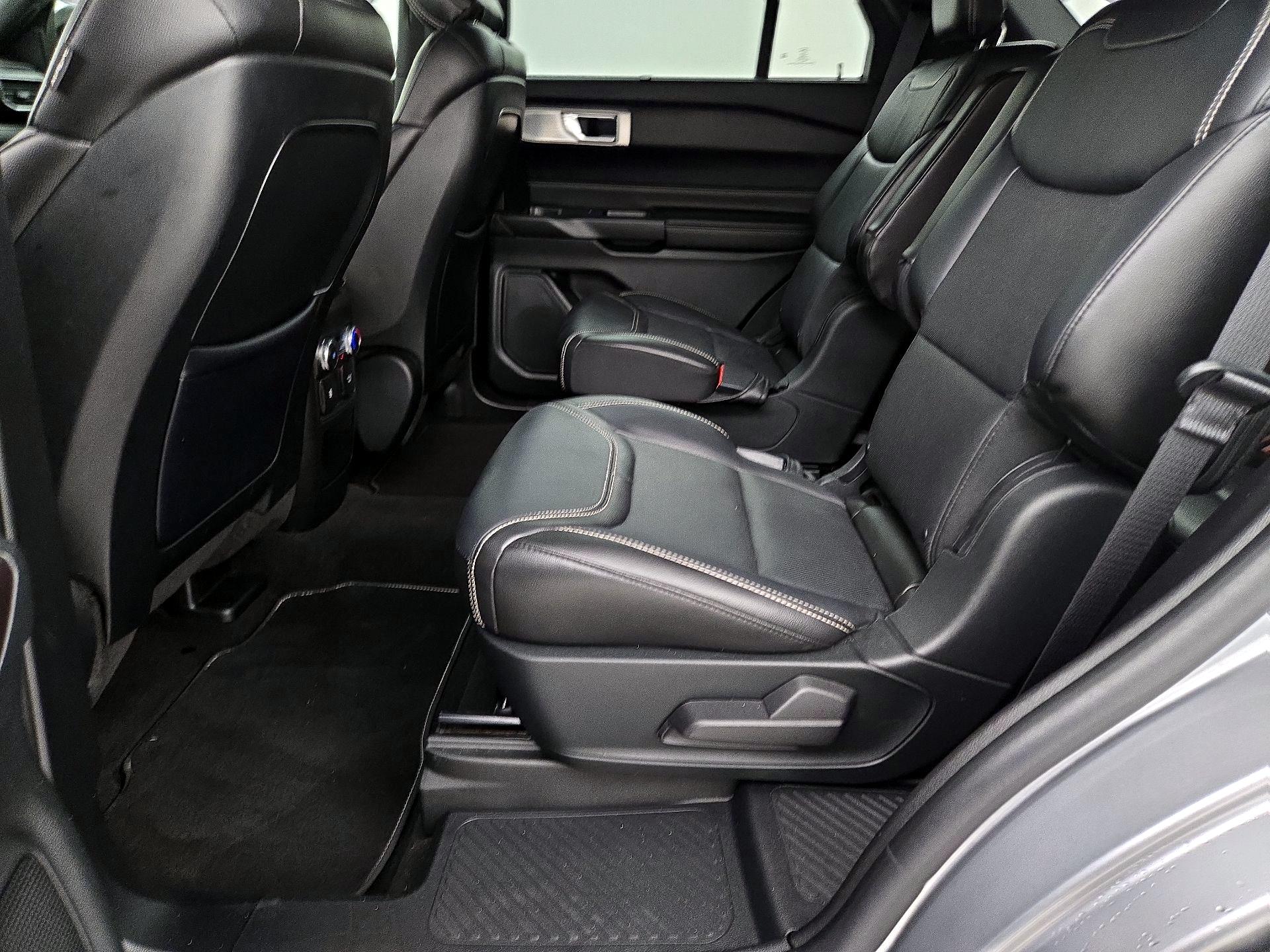 Thumbnail: 2020 Ford Explorer - 20