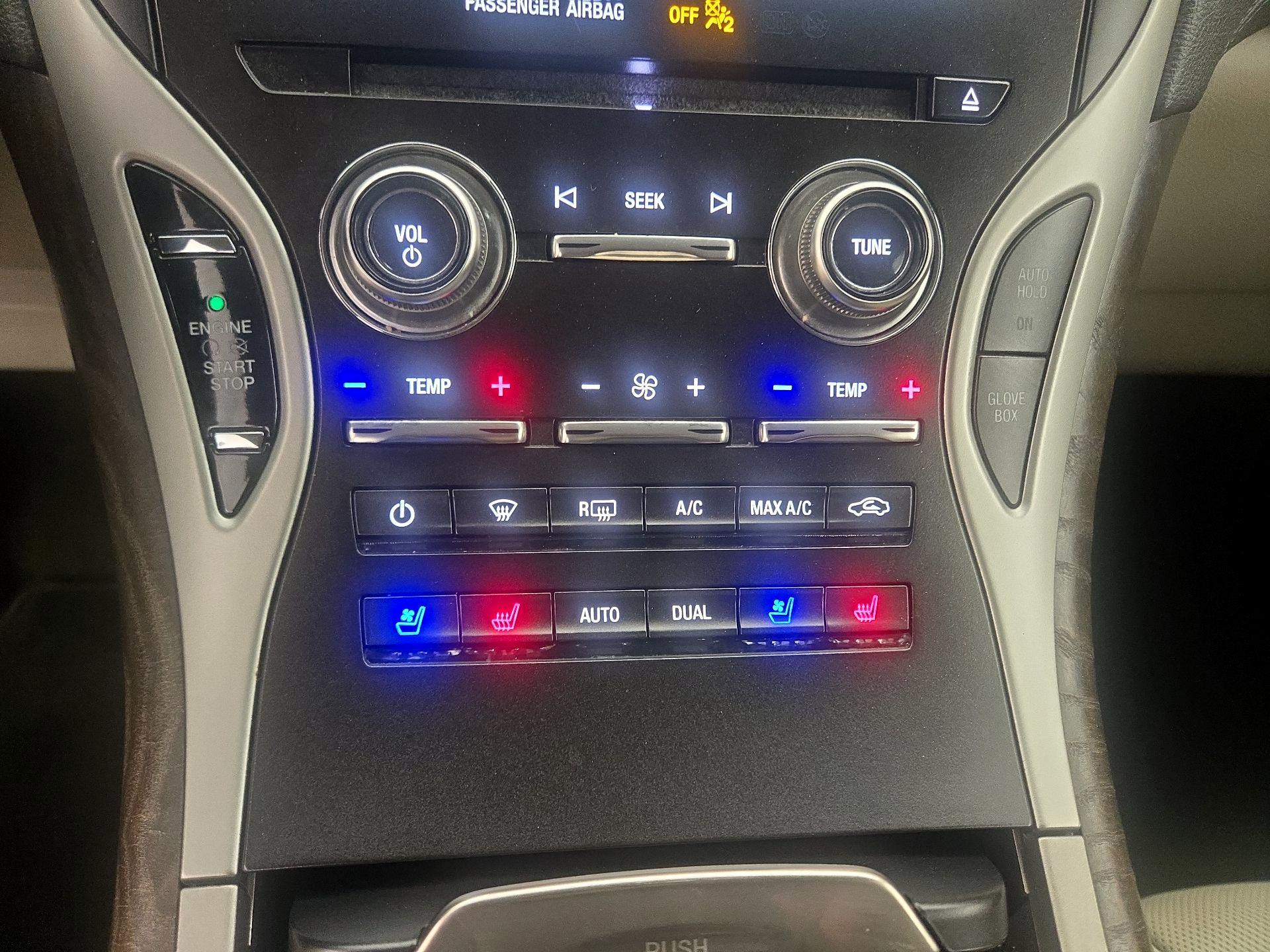 Thumbnail: 2019 Lincoln Nautilus - 17