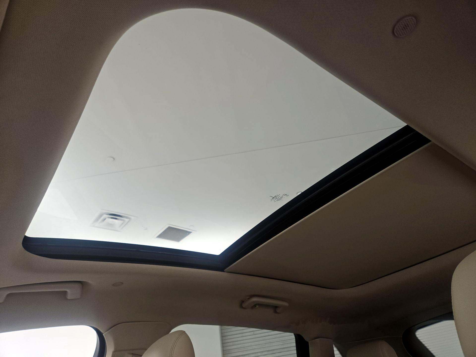 Thumbnail: 2019 Lincoln Nautilus - 20