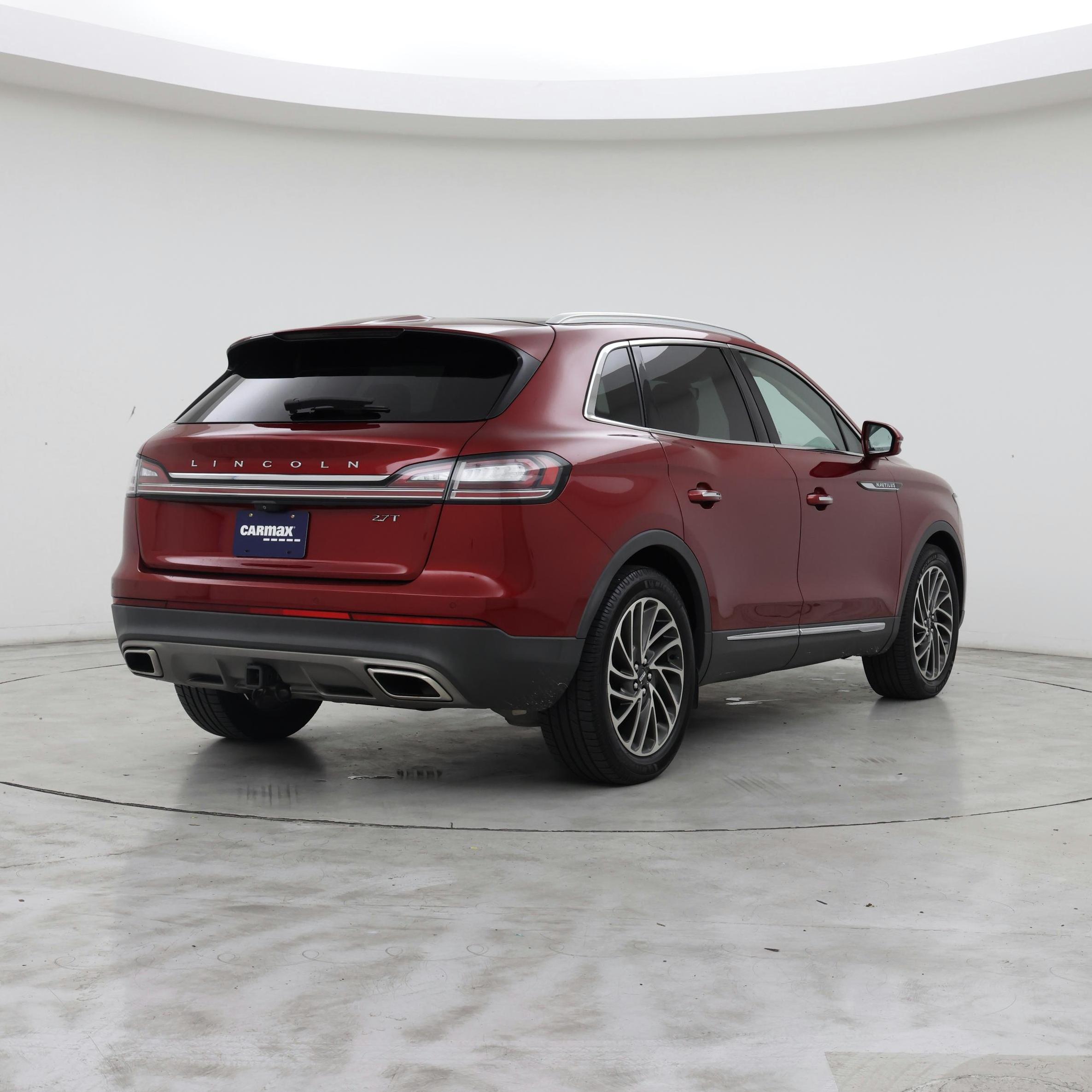 Thumbnail: 2019 Lincoln Nautilus - 8