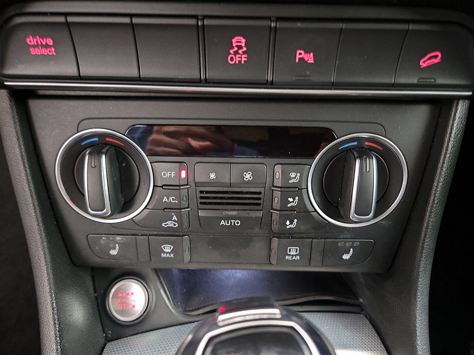 Thumbnail: 2018 Audi Q3 - 16