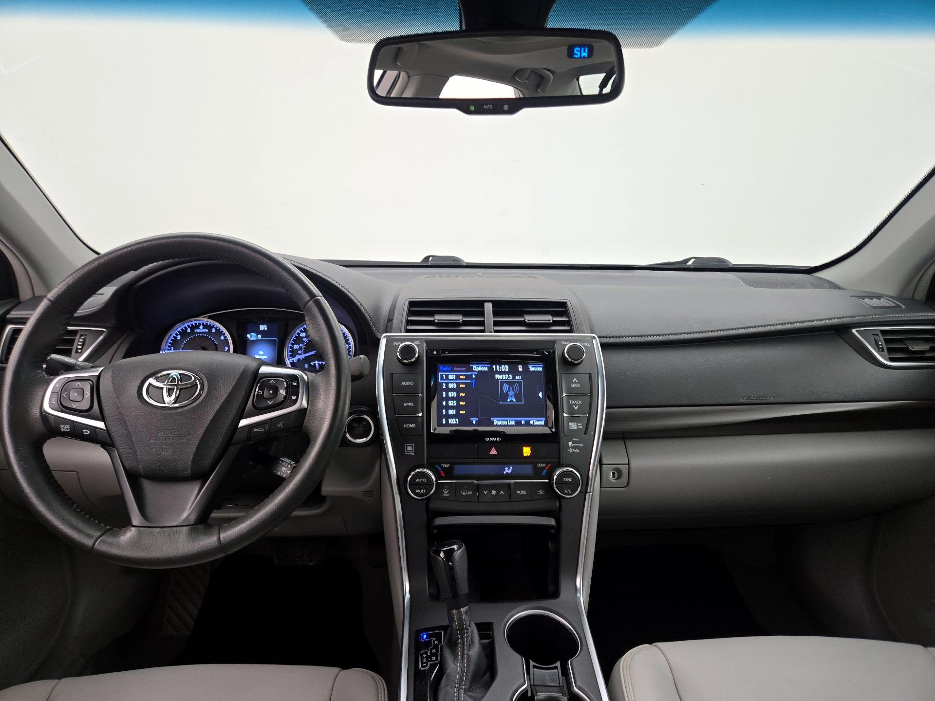 Thumbnail: 2017 Toyota Camry - 9