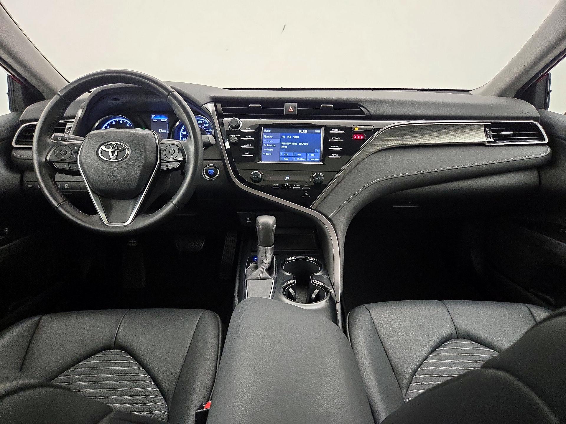 Thumbnail: 2019 Toyota Camry - 9