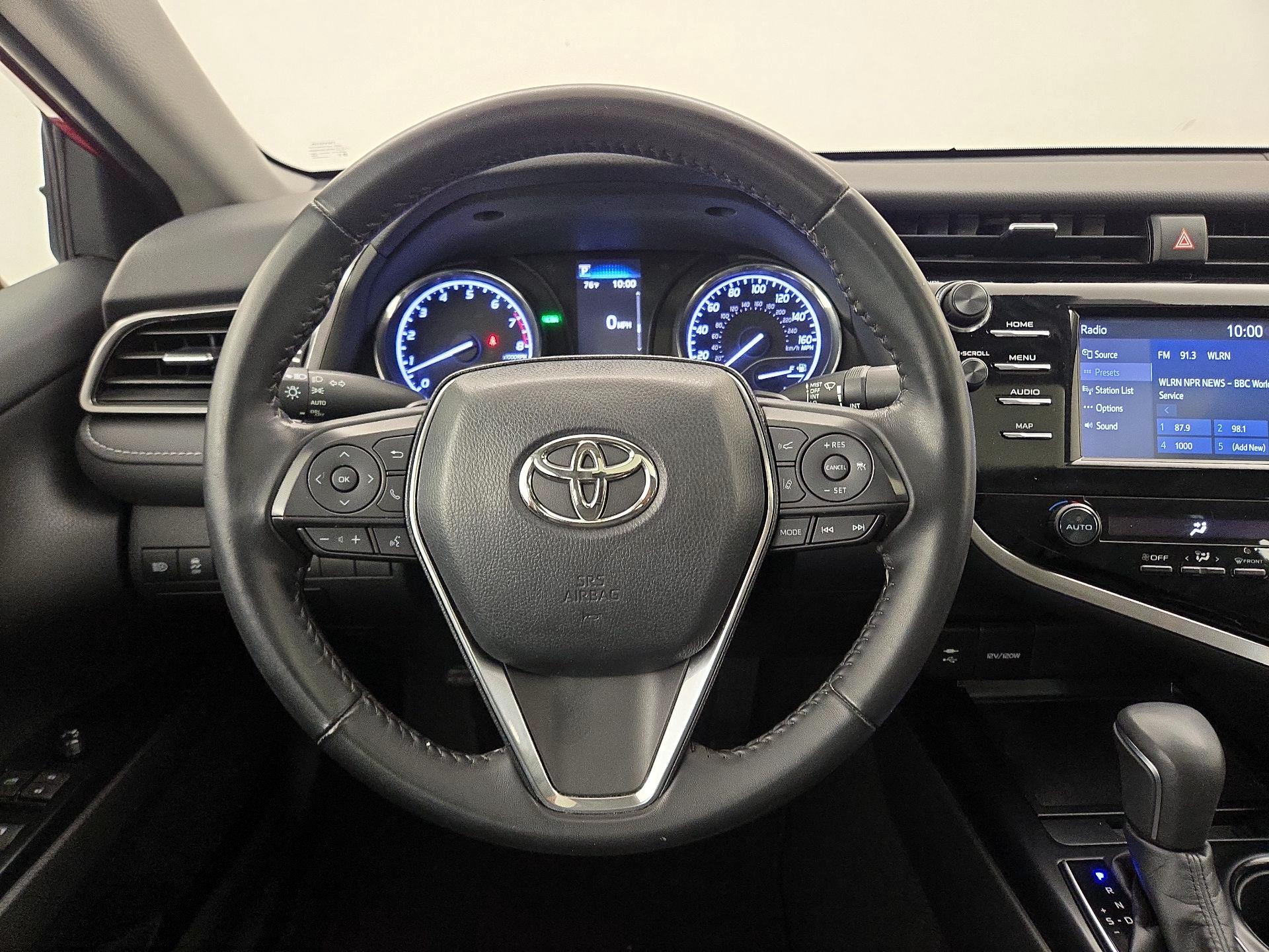 Thumbnail: 2019 Toyota Camry - 10