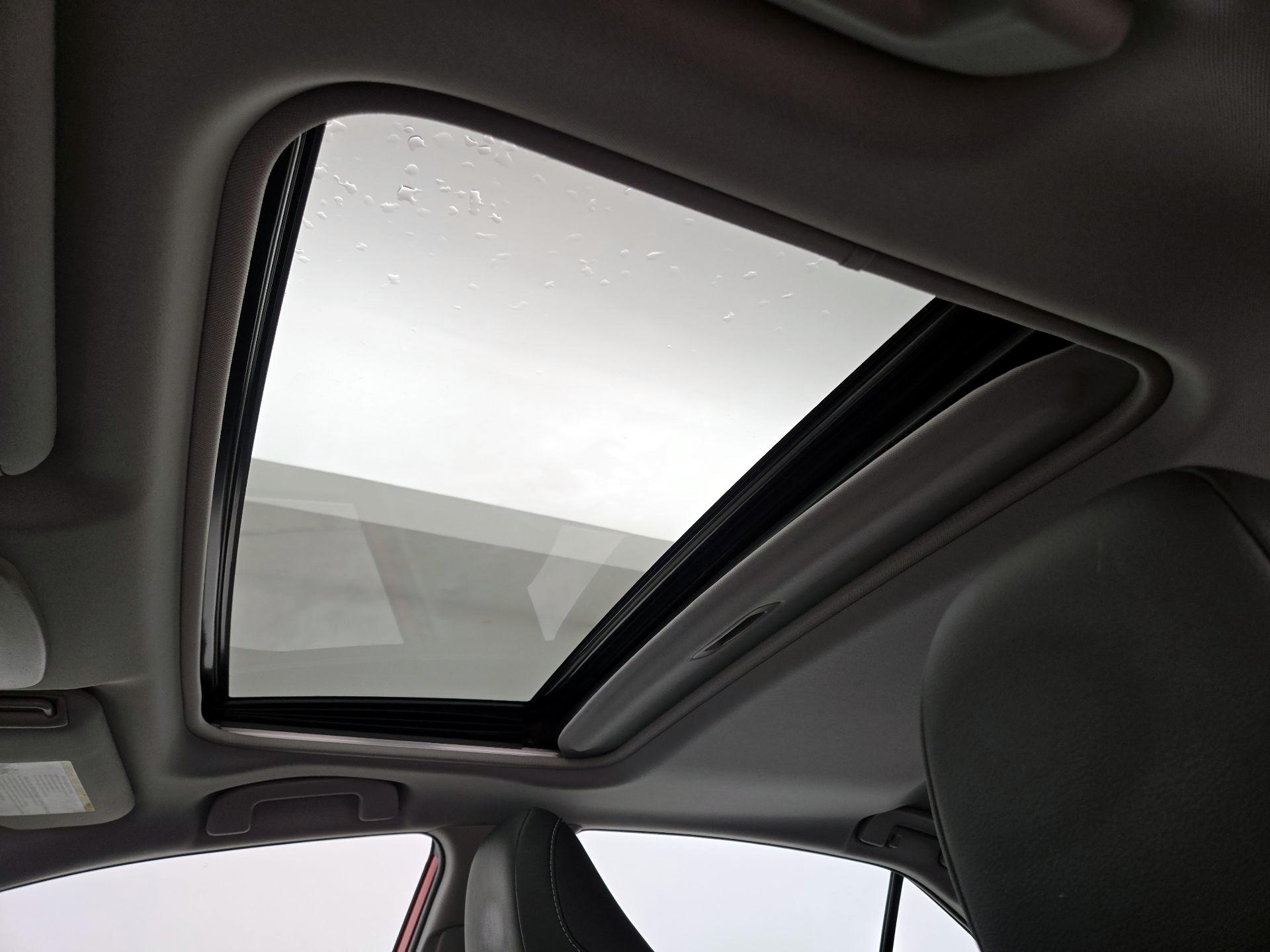 Thumbnail: 2019 Toyota Camry - 19