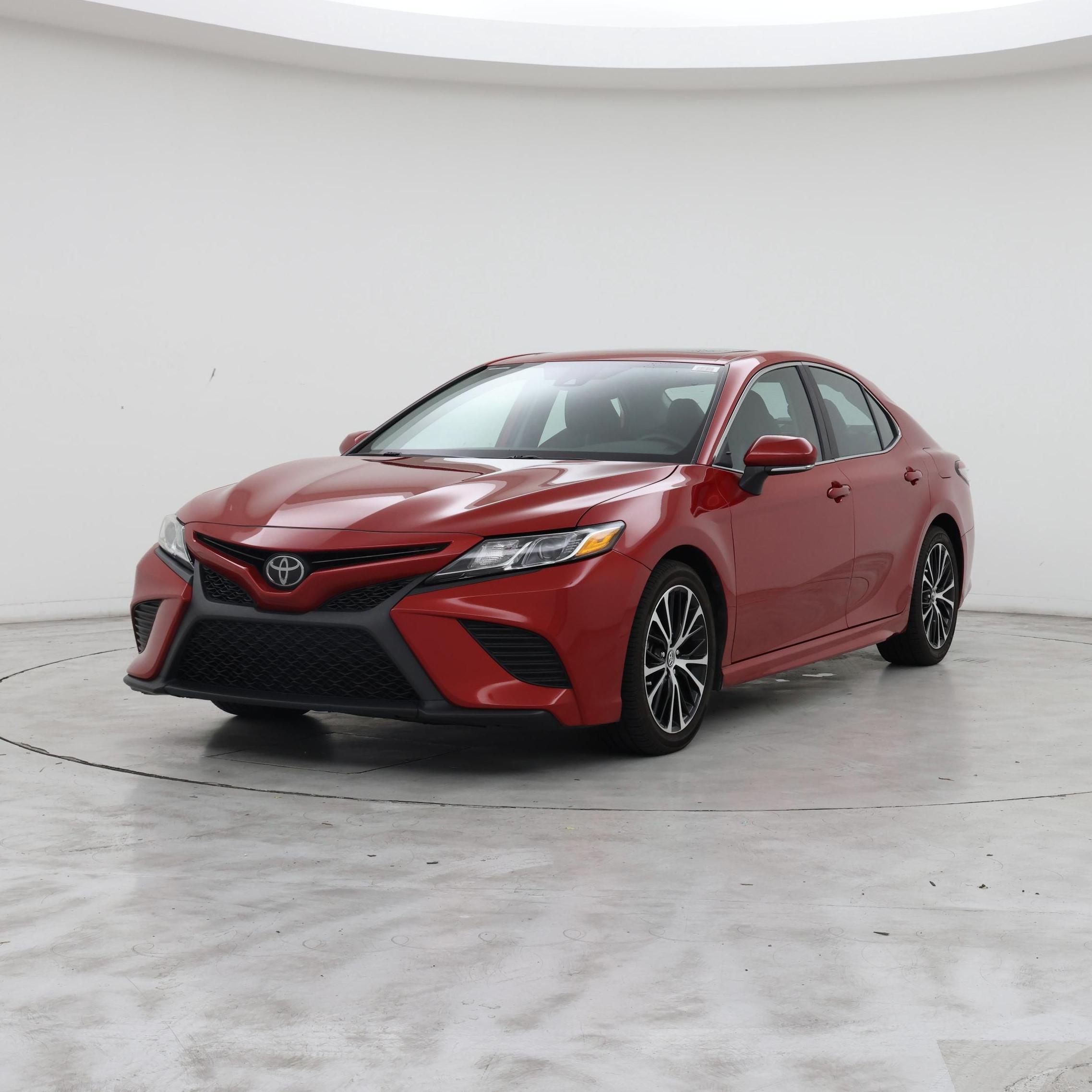 Thumbnail: 2019 Toyota Camry - 4