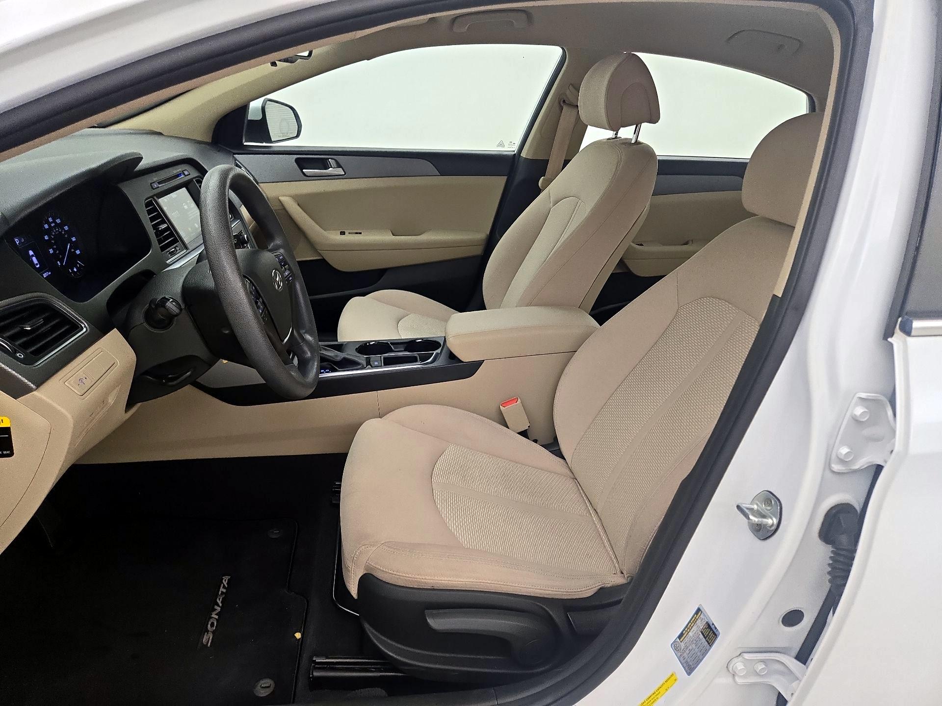 Thumbnail: 2017 Hyundai Sonata - 19