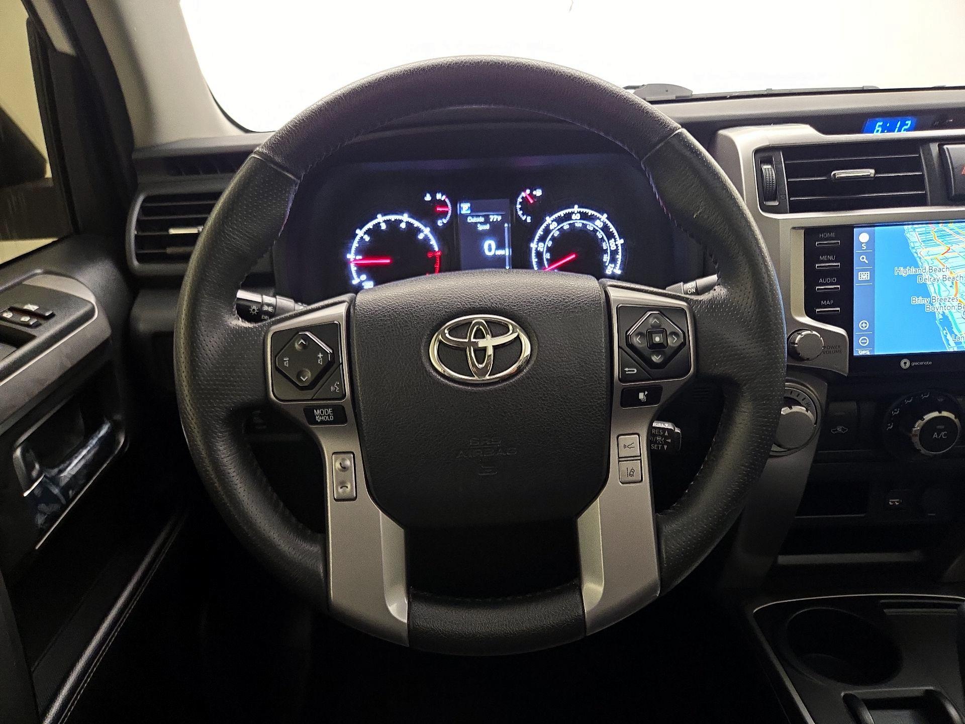 Thumbnail: 2020 Toyota 4Runner - 10