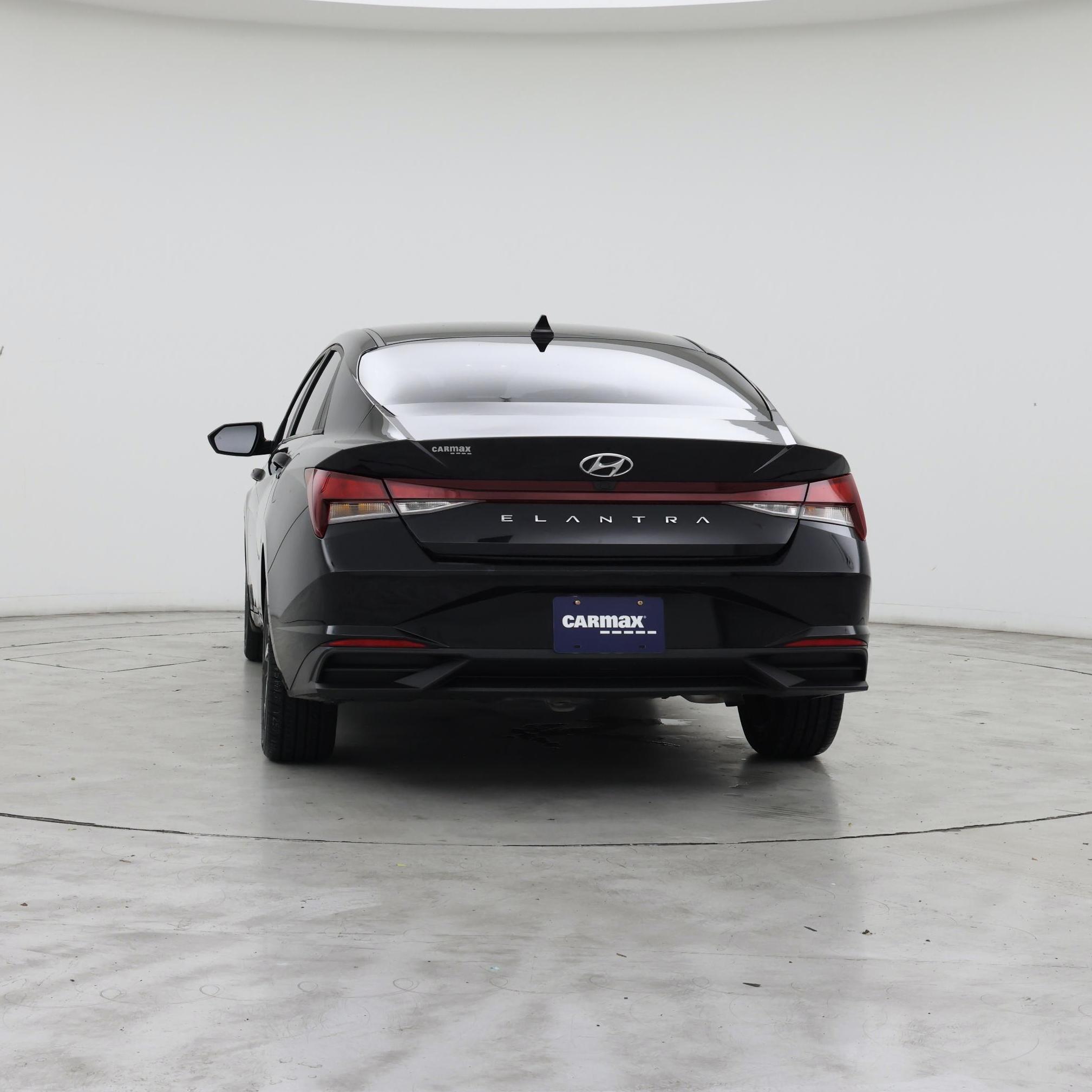 Thumbnail: 2023 Hyundai Elantra - 6
