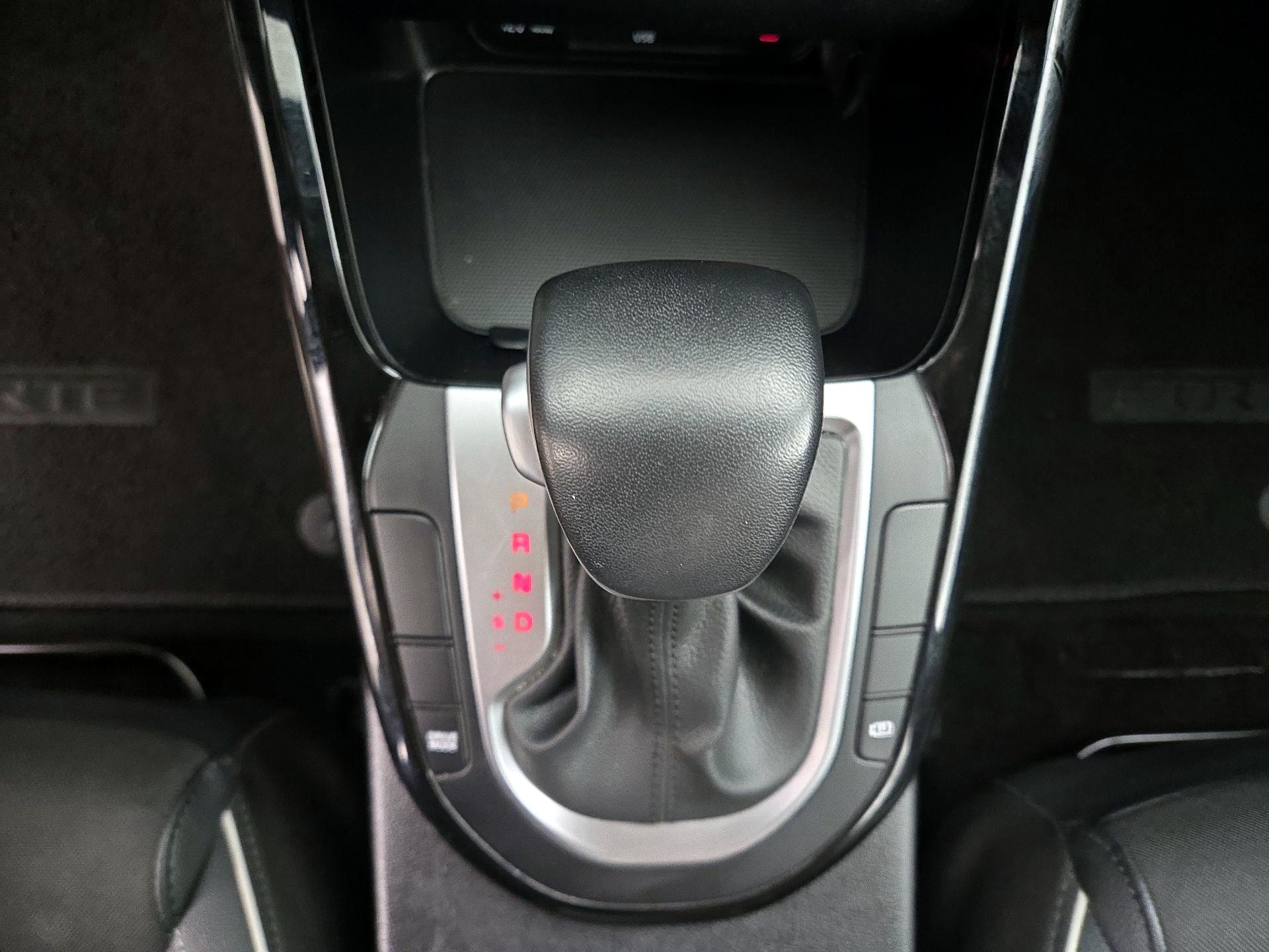 Thumbnail: 2024 Kia Forte - 17