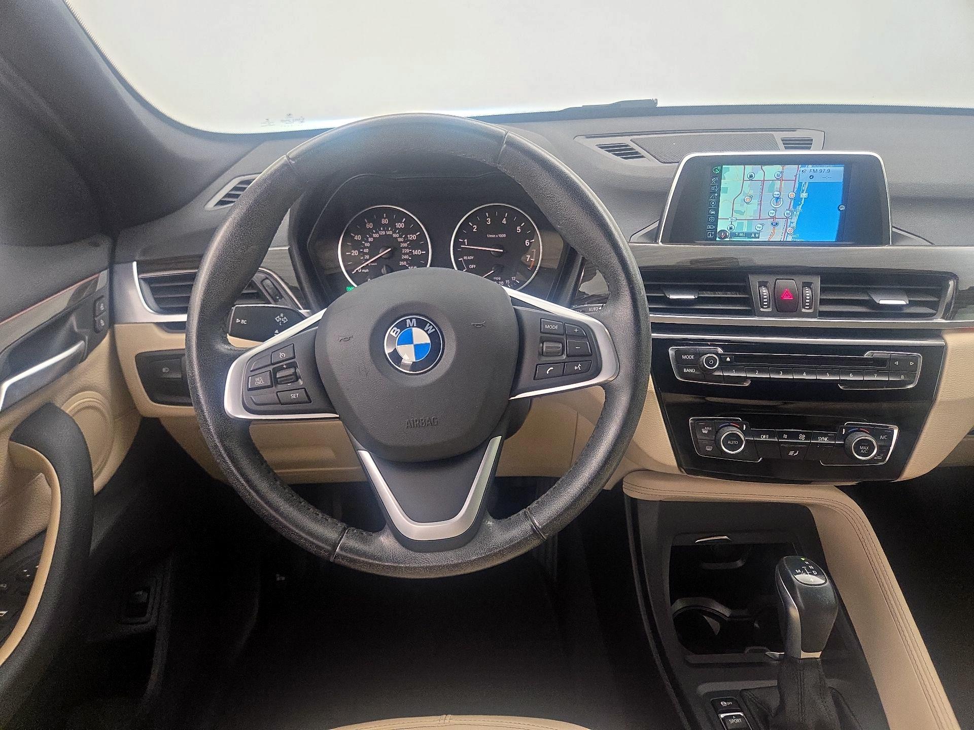 Thumbnail: 2017 BMW X1 - 10