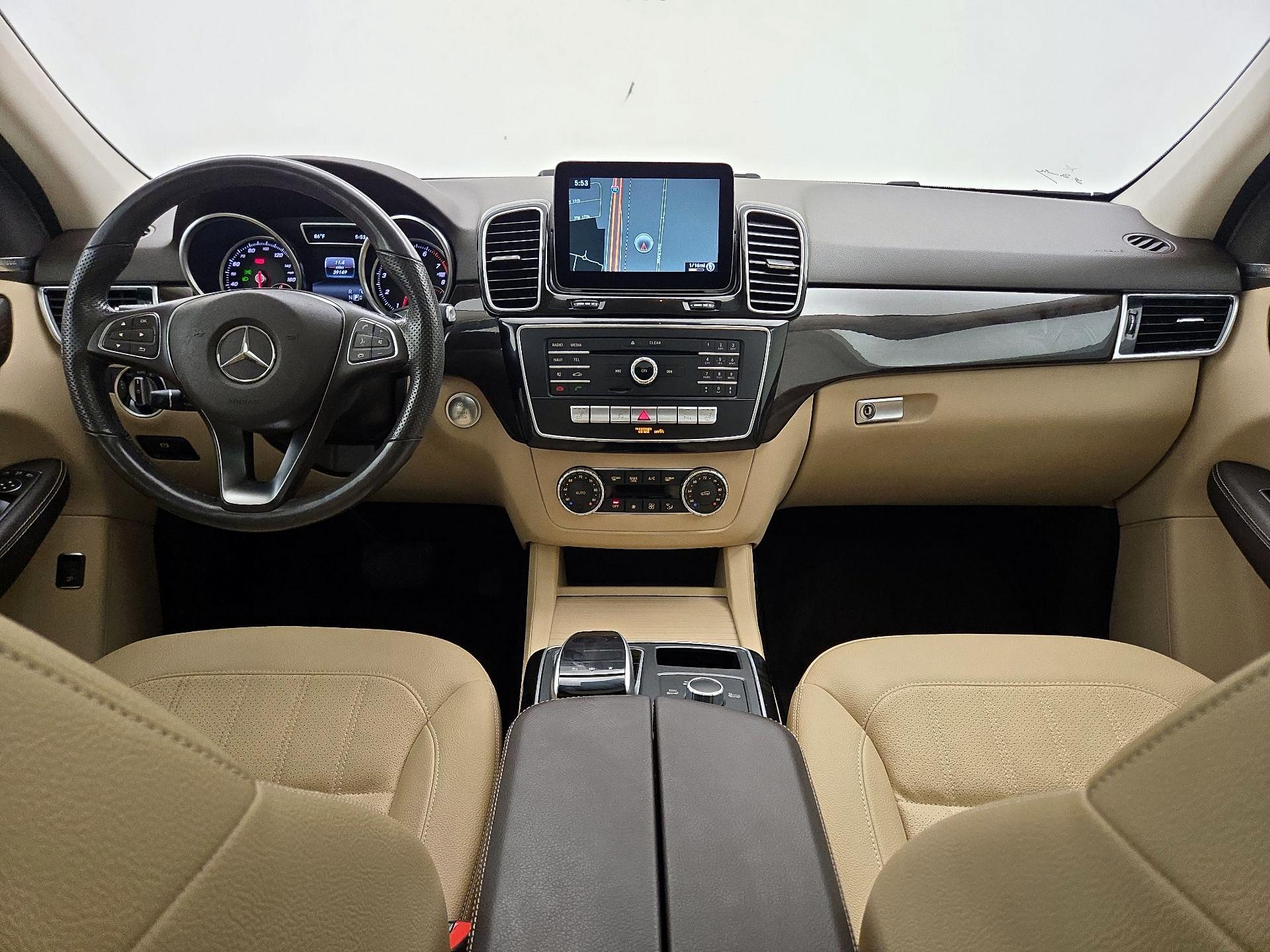Thumbnail: 2017 Mercedes-Benz GLE - 9