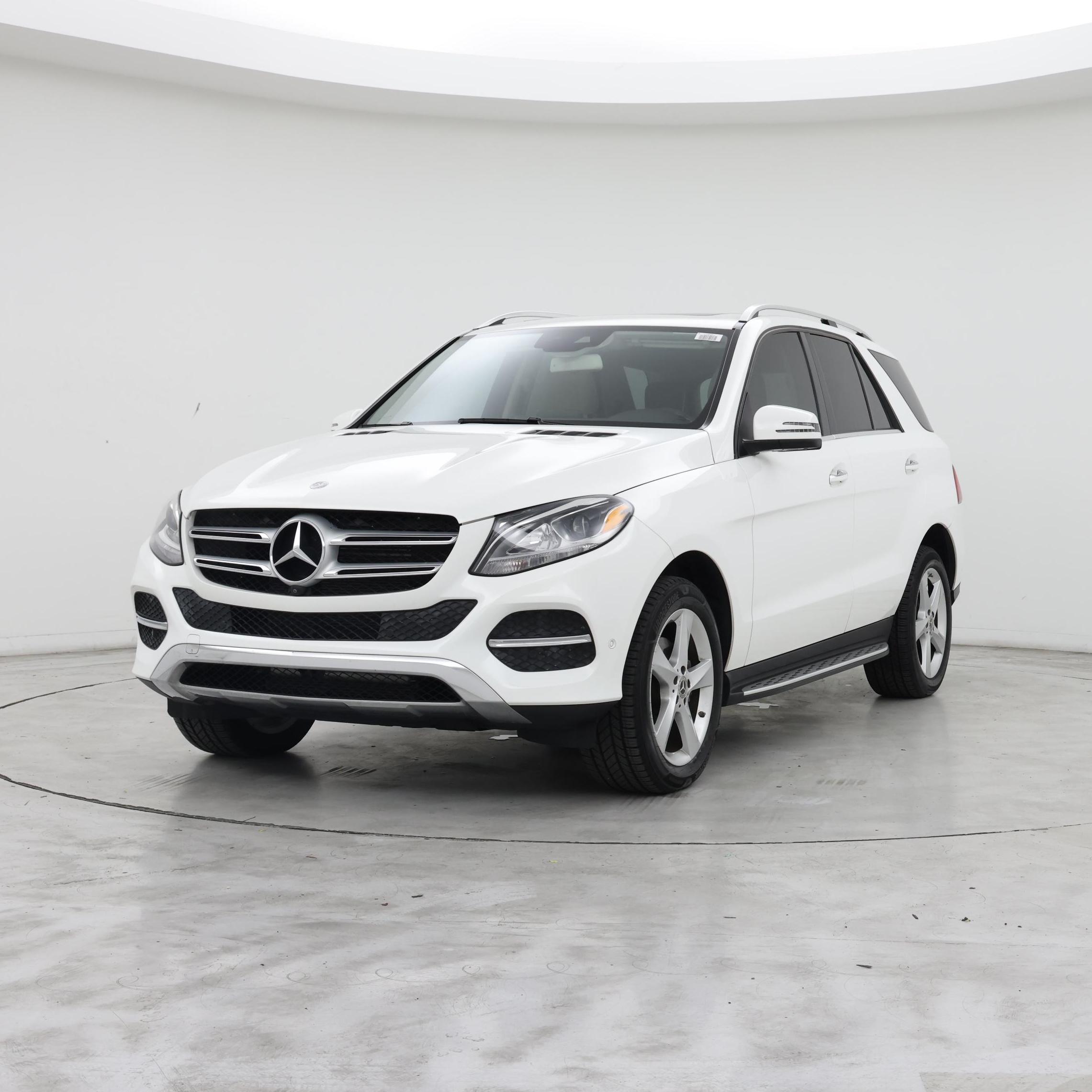 Thumbnail: 2017 Mercedes-Benz GLE - 4