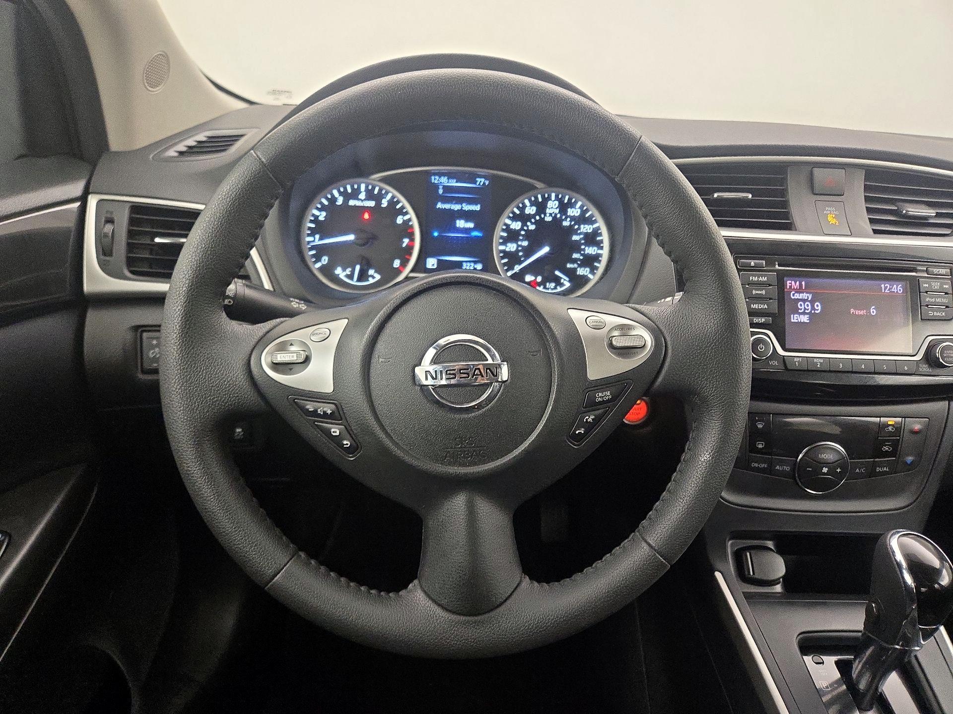 Thumbnail: 2018 Nissan Sentra - 10