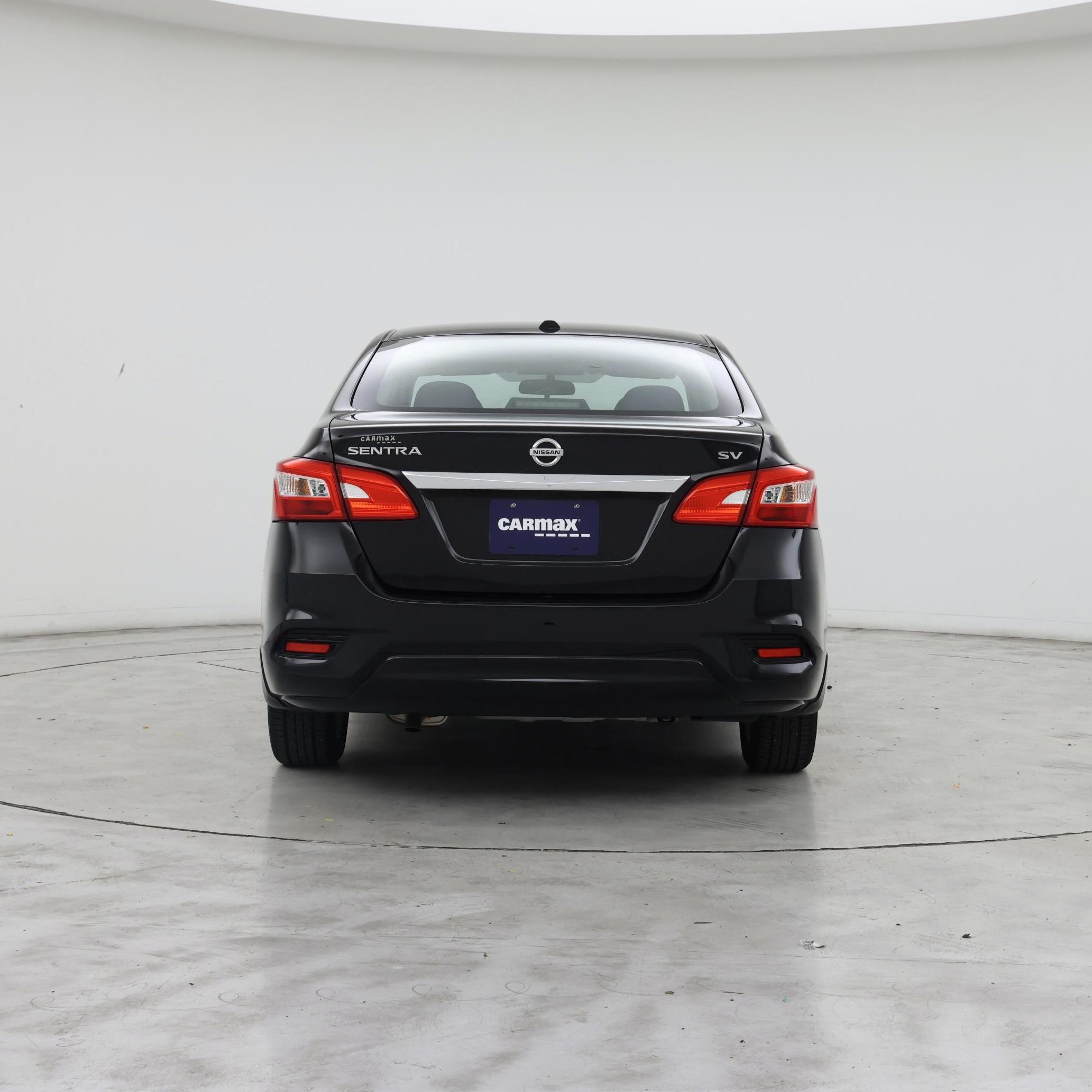 Thumbnail: 2018 Nissan Sentra - 6