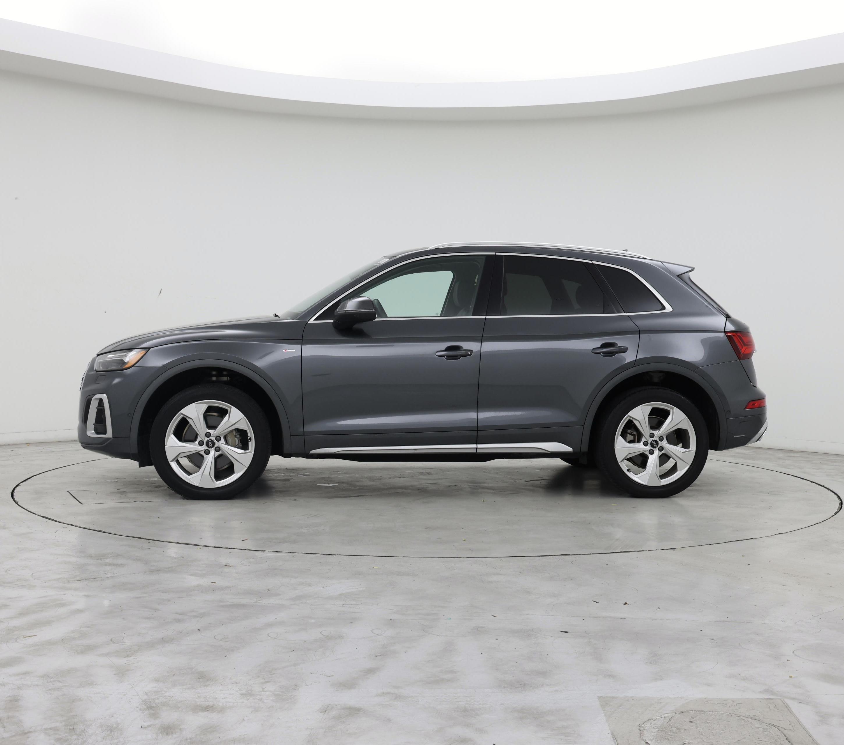 Thumbnail: 2022 Audi Q5 - 3