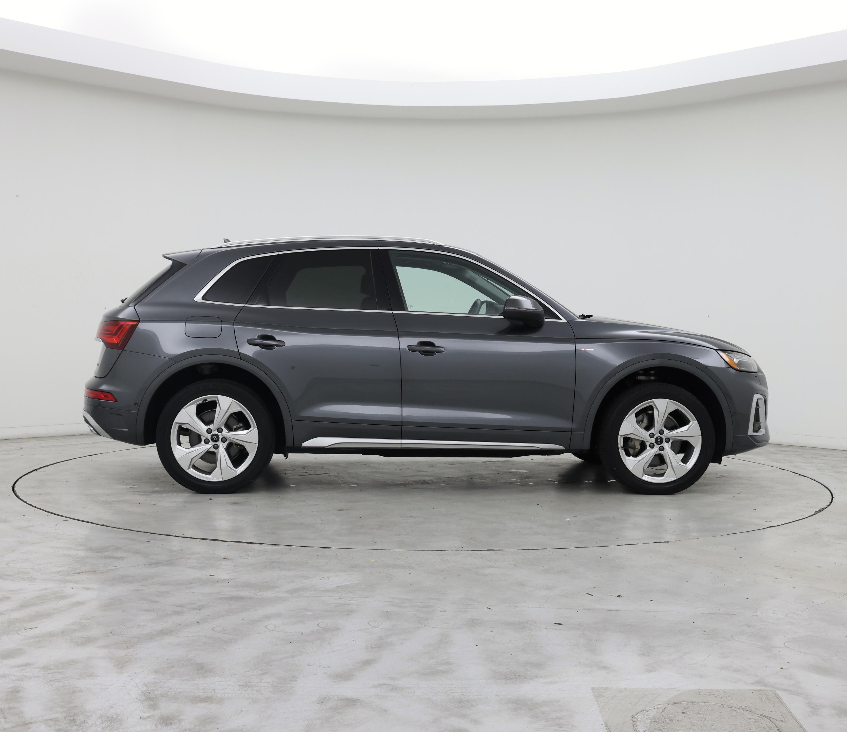 Thumbnail: 2022 Audi Q5 - 7