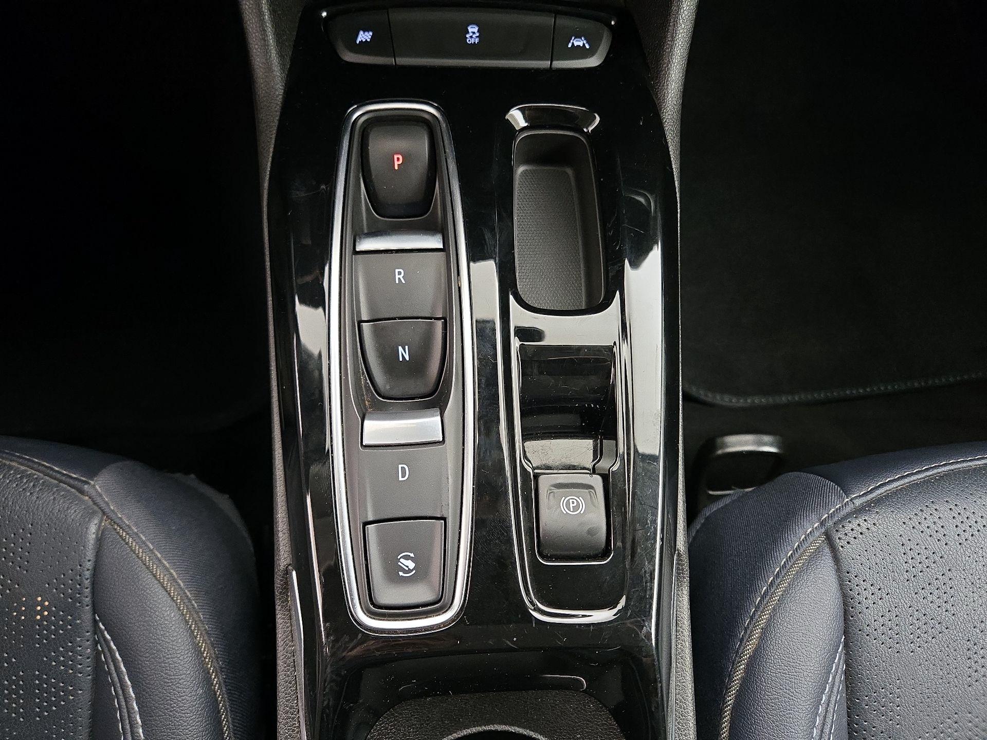 Thumbnail: 2022 Chevrolet Bolt EUV - 17