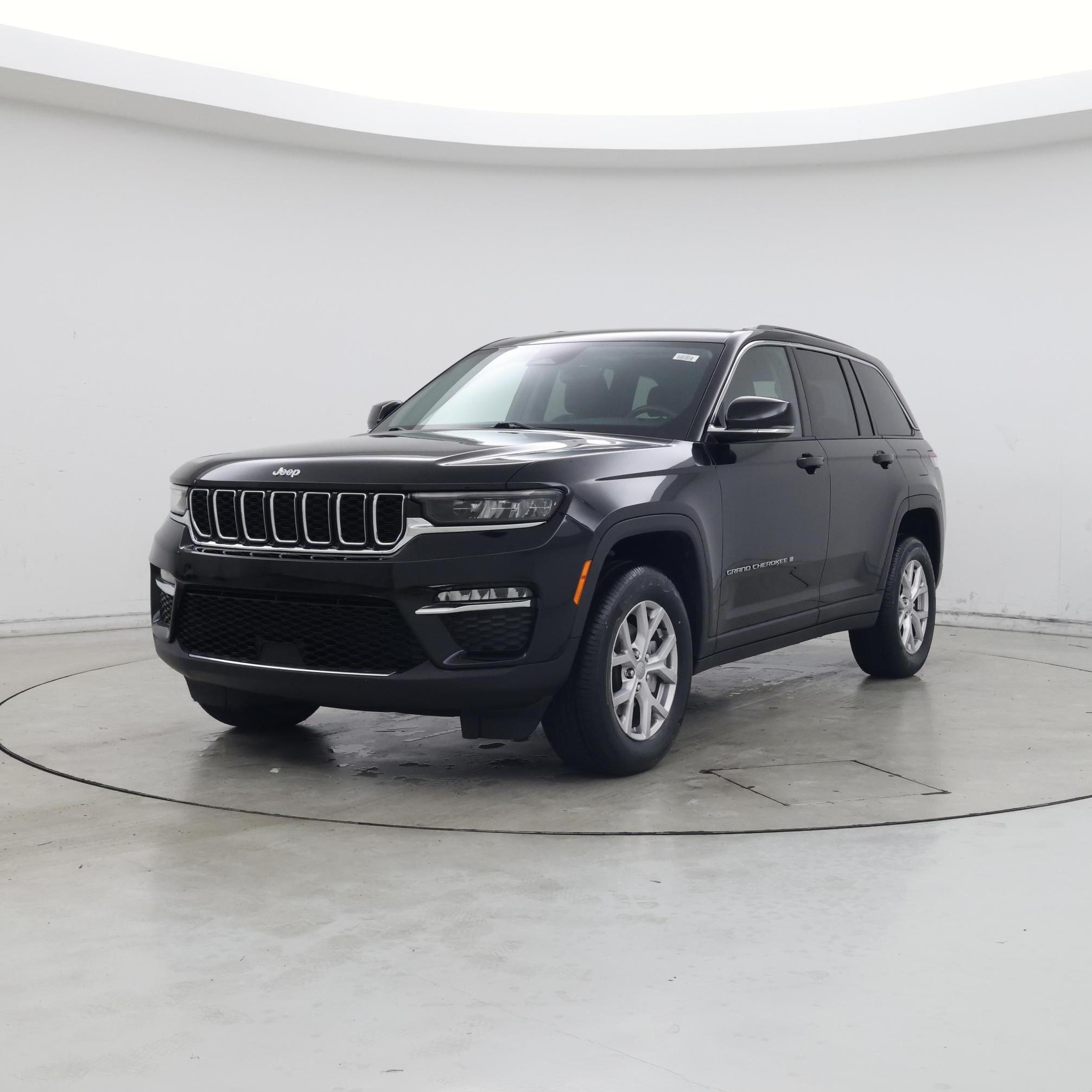 Thumbnail: 2022 Jeep Grand Cherokee - 4