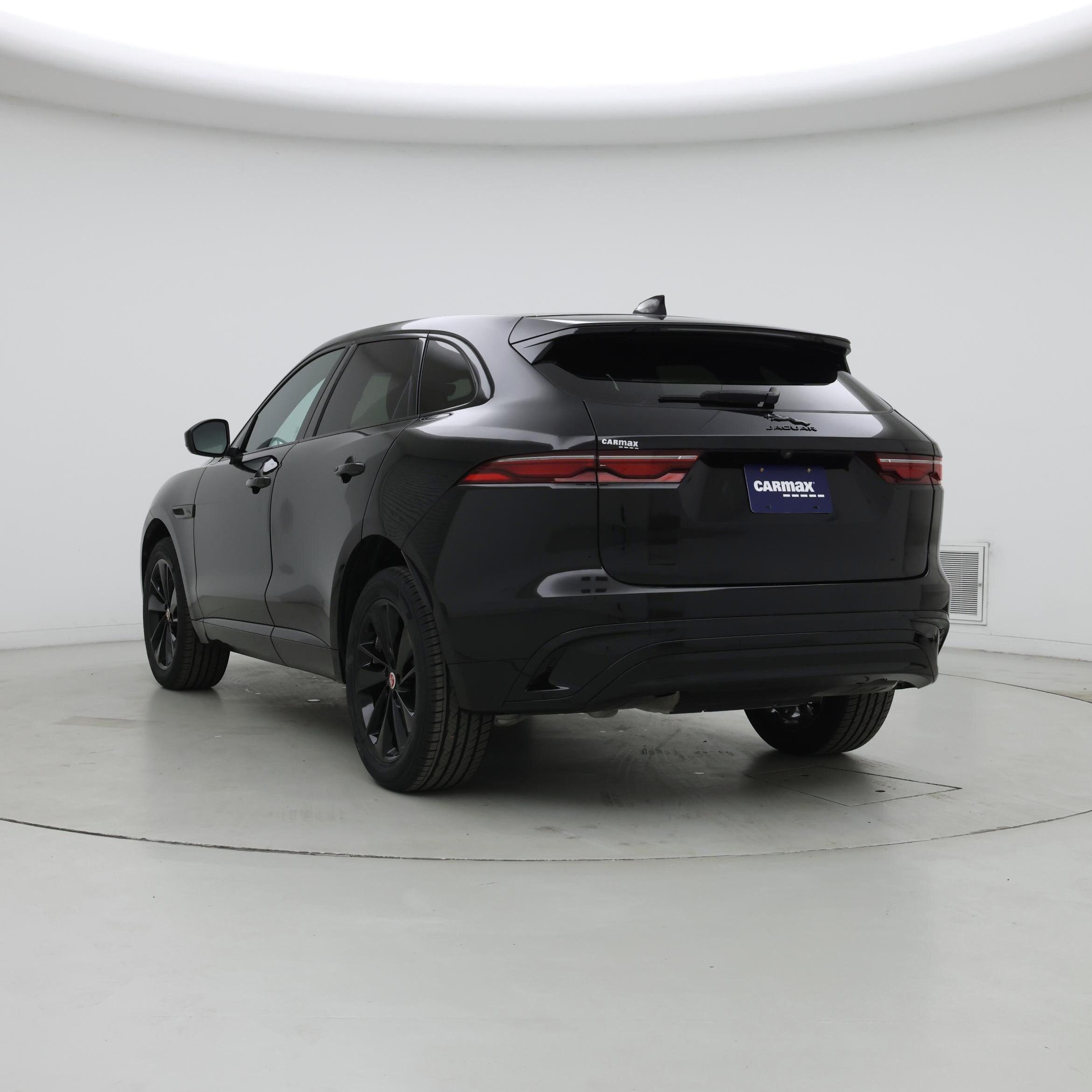 Thumbnail: 2023 Jaguar F-Pace - 2
