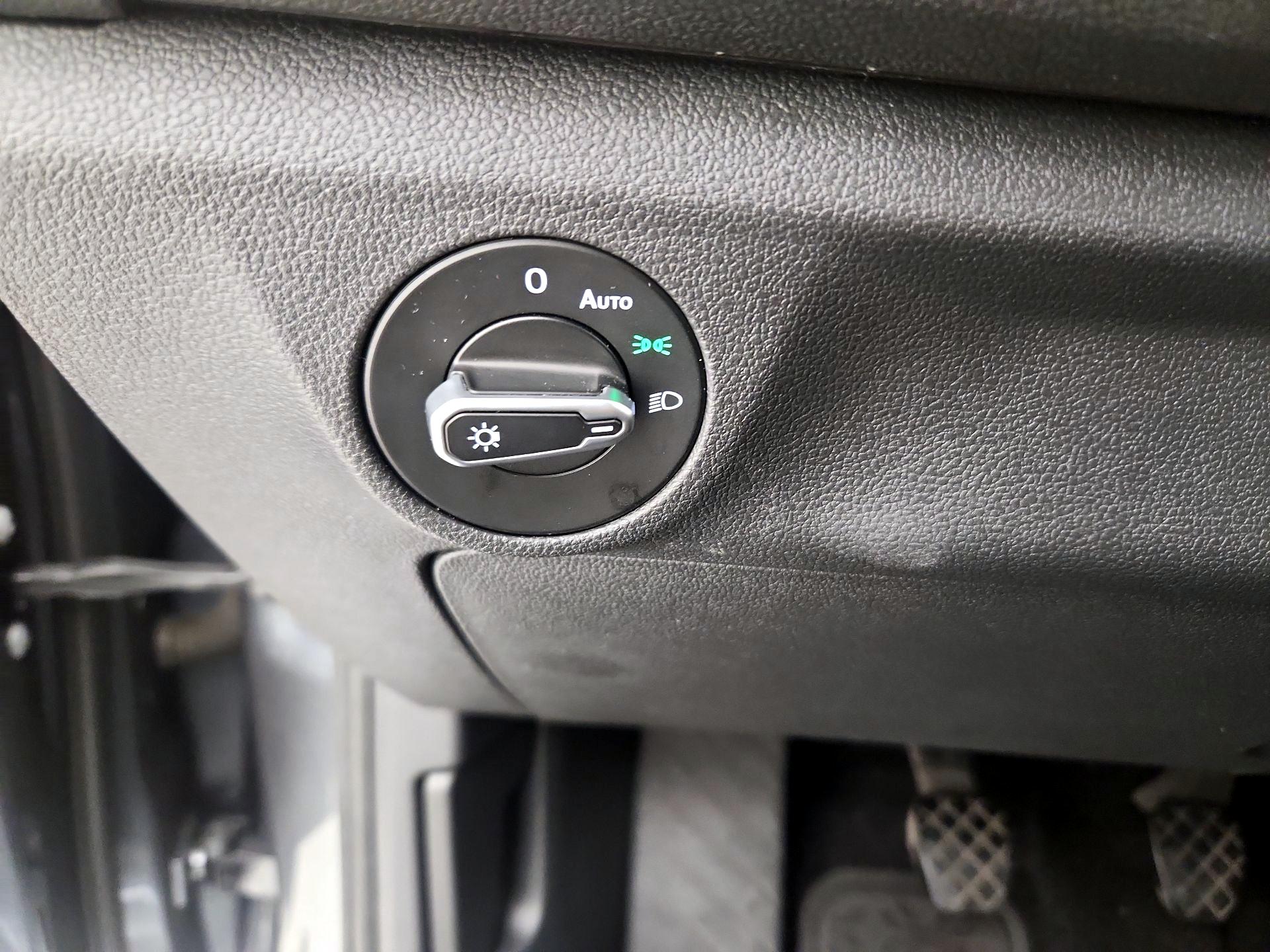 Thumbnail: 2022 Volkswagen Jetta - 13