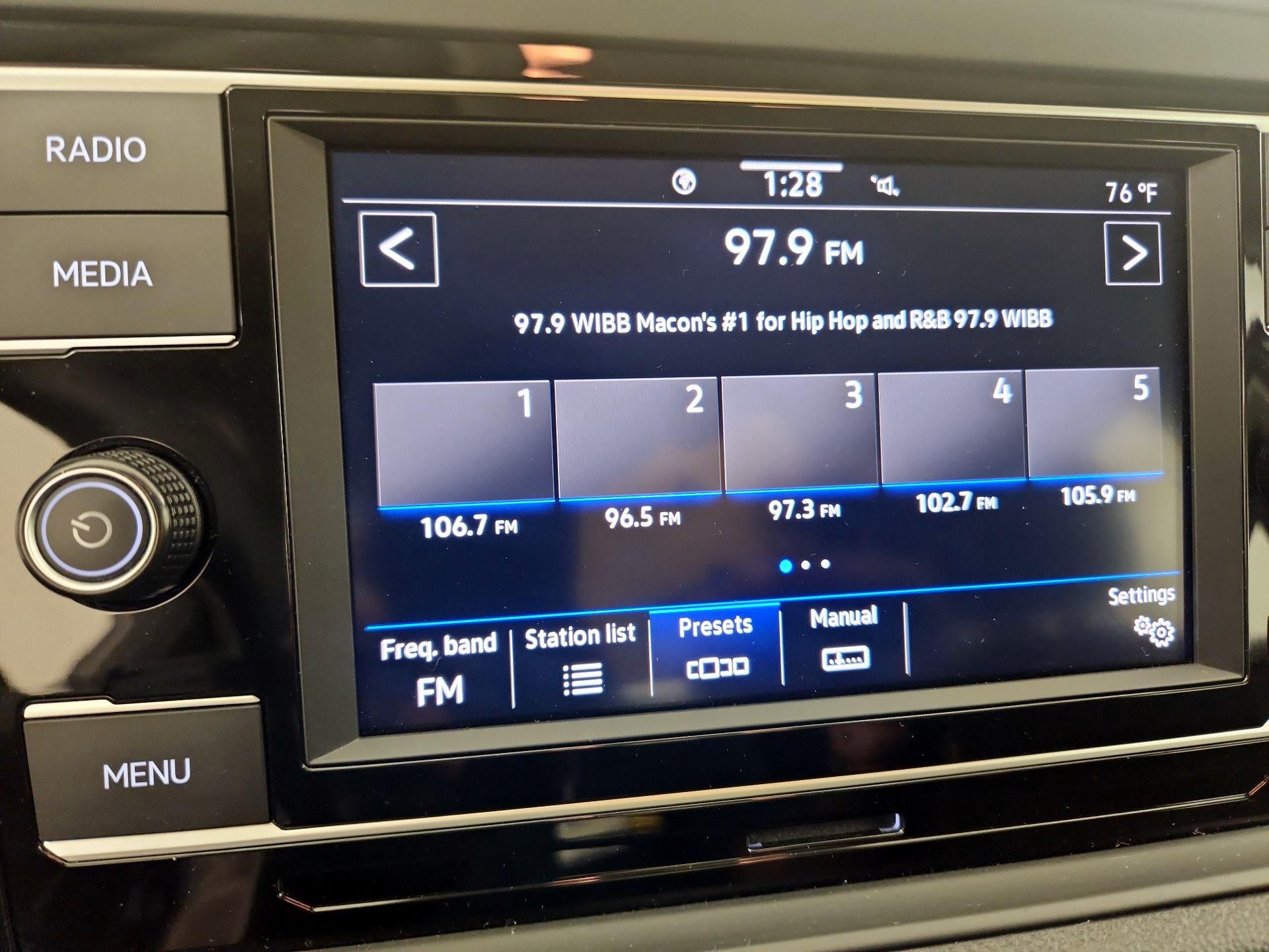 Thumbnail: 2022 Volkswagen Jetta - 15