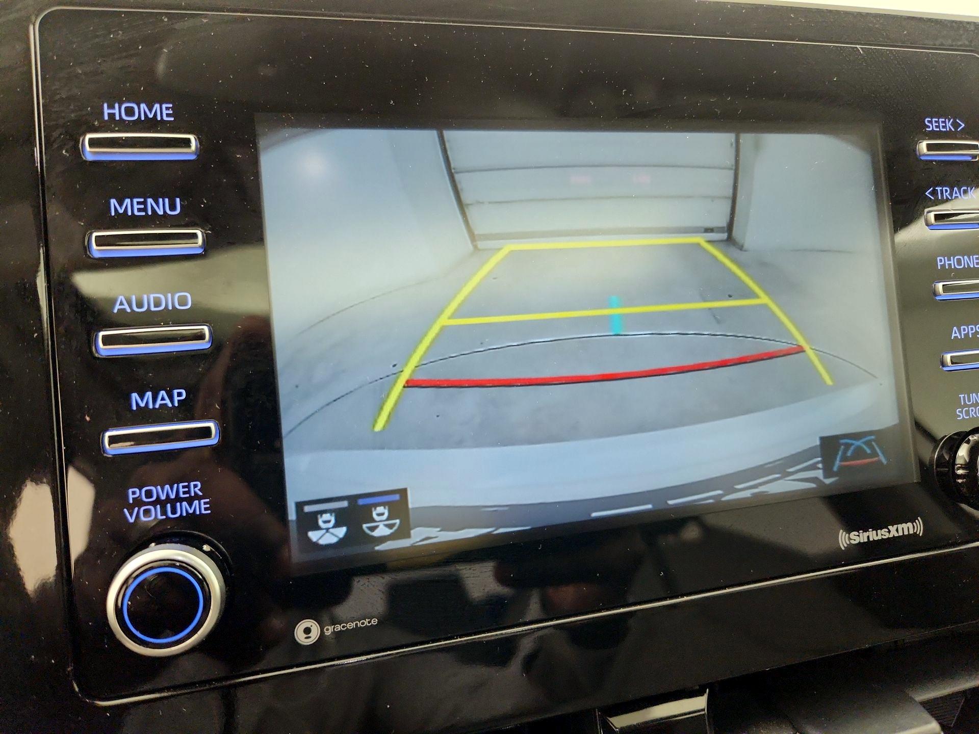 Thumbnail: 2021 Toyota Camry - 14