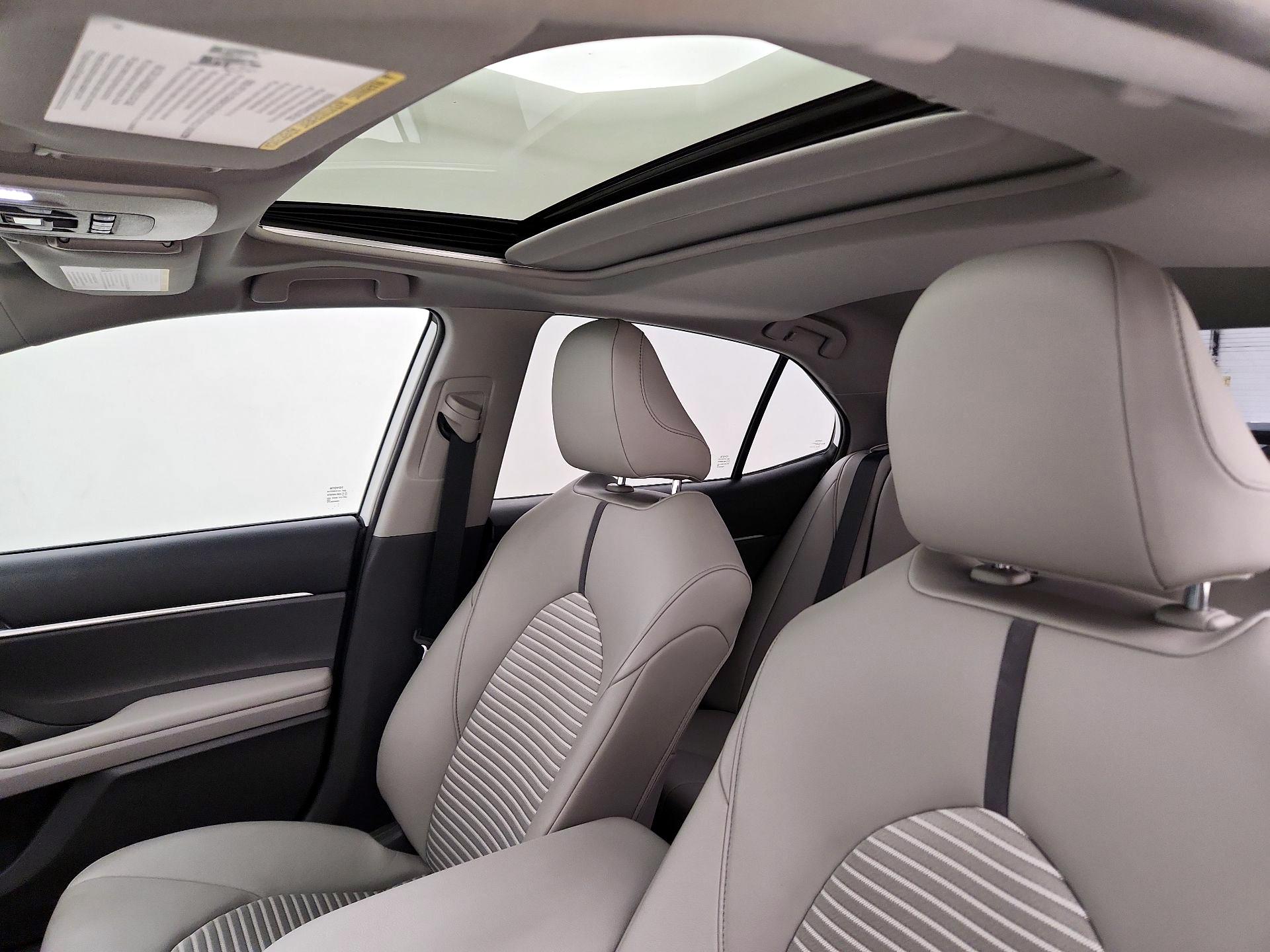 Thumbnail: 2021 Toyota Camry - 19