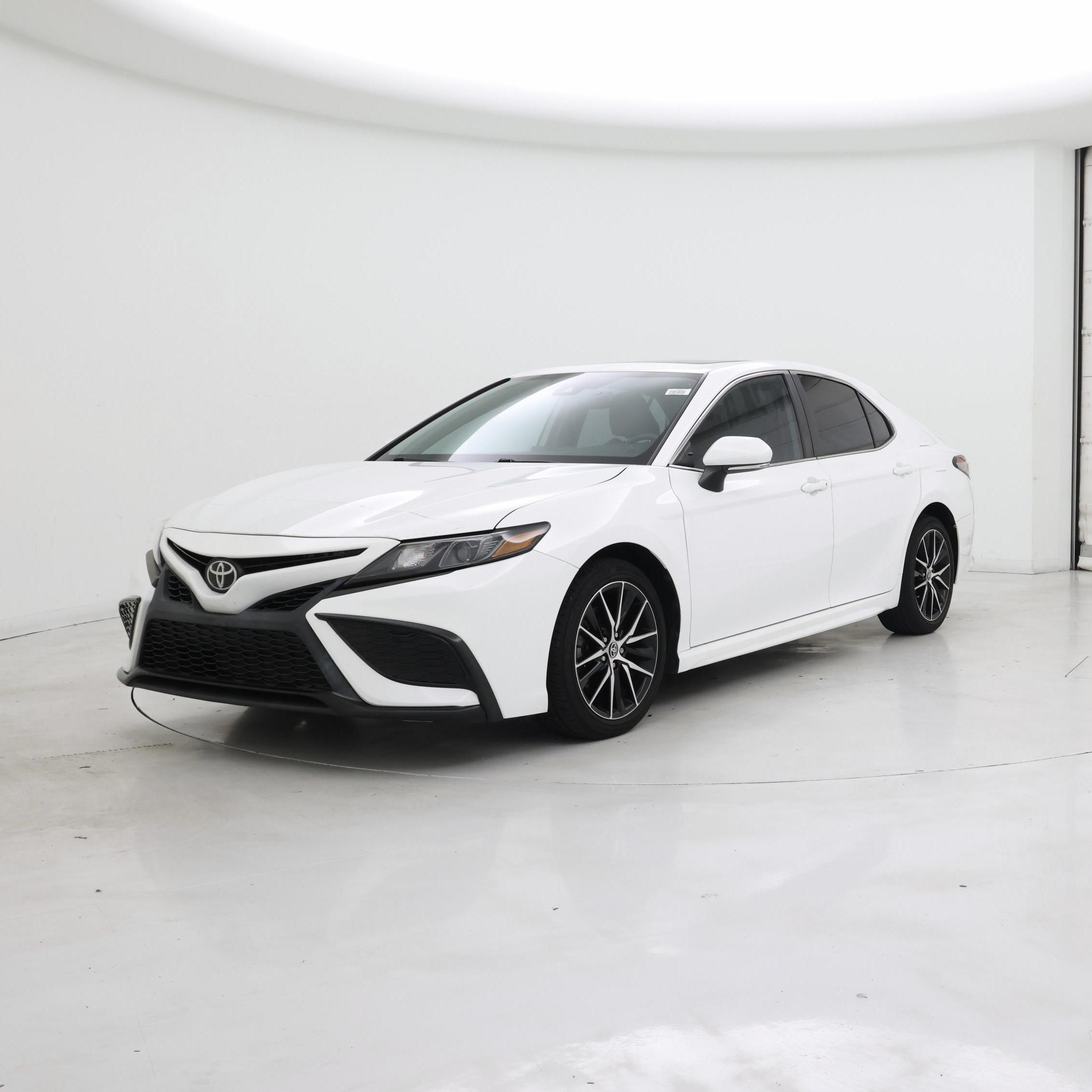 Thumbnail: 2021 Toyota Camry - 4