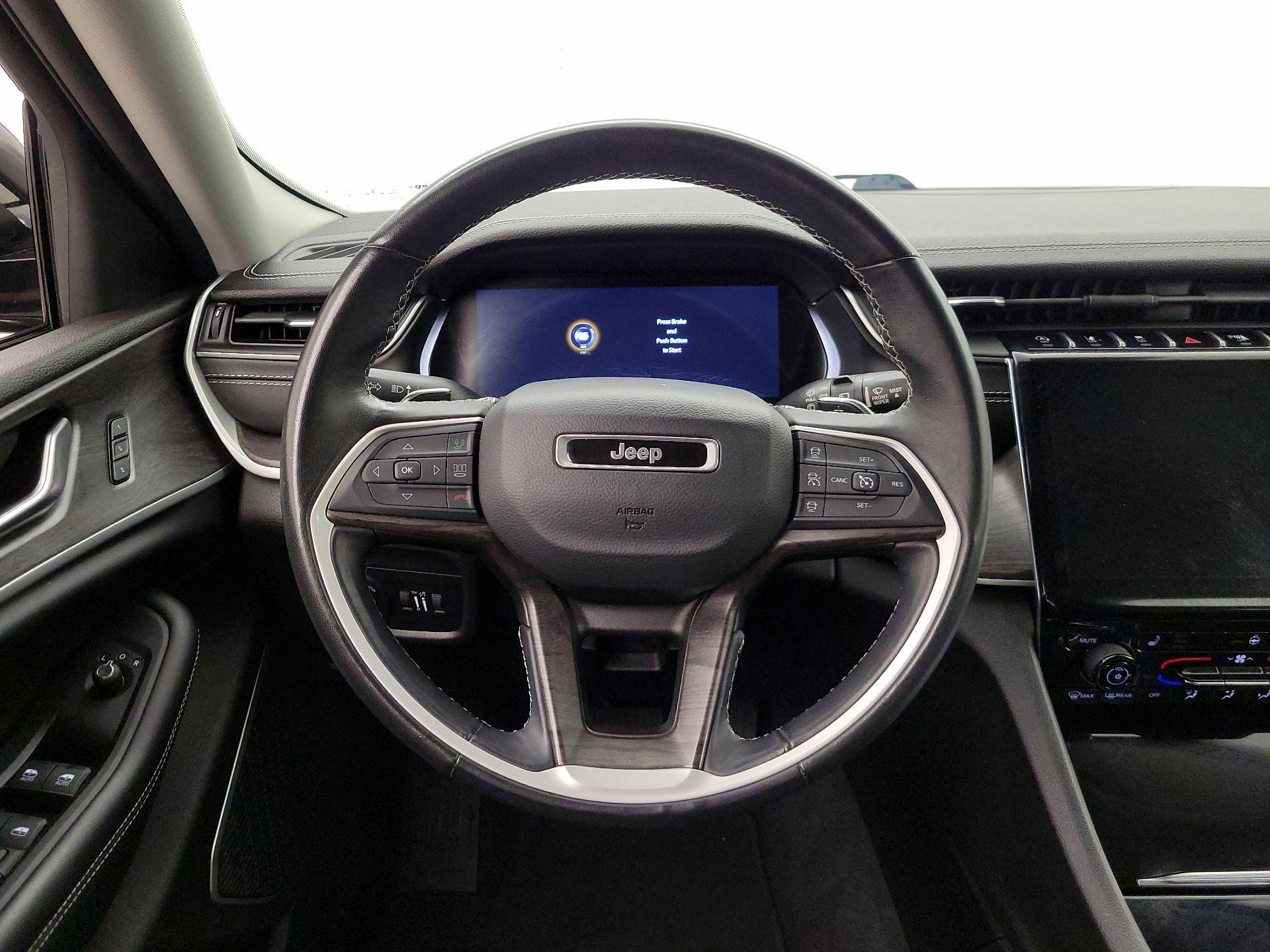 Thumbnail: 2022 Jeep Grand Cherokee - 10