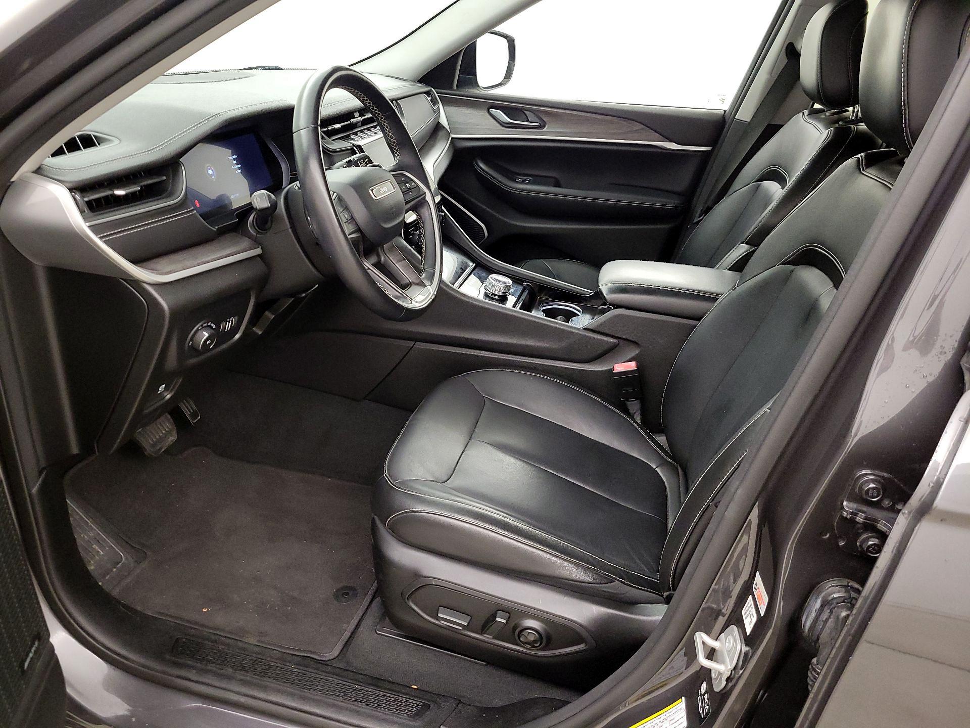 Thumbnail: 2022 Jeep Grand Cherokee - 11