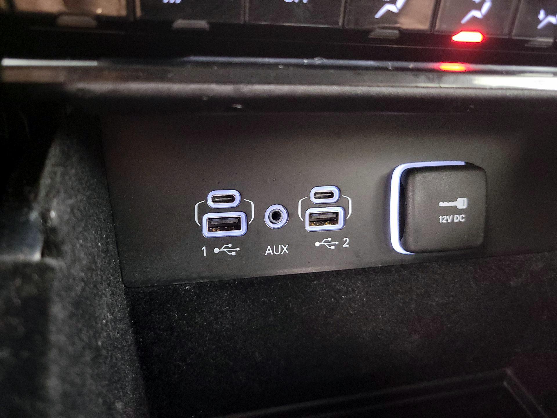 Thumbnail: 2022 Jeep Grand Cherokee - 19