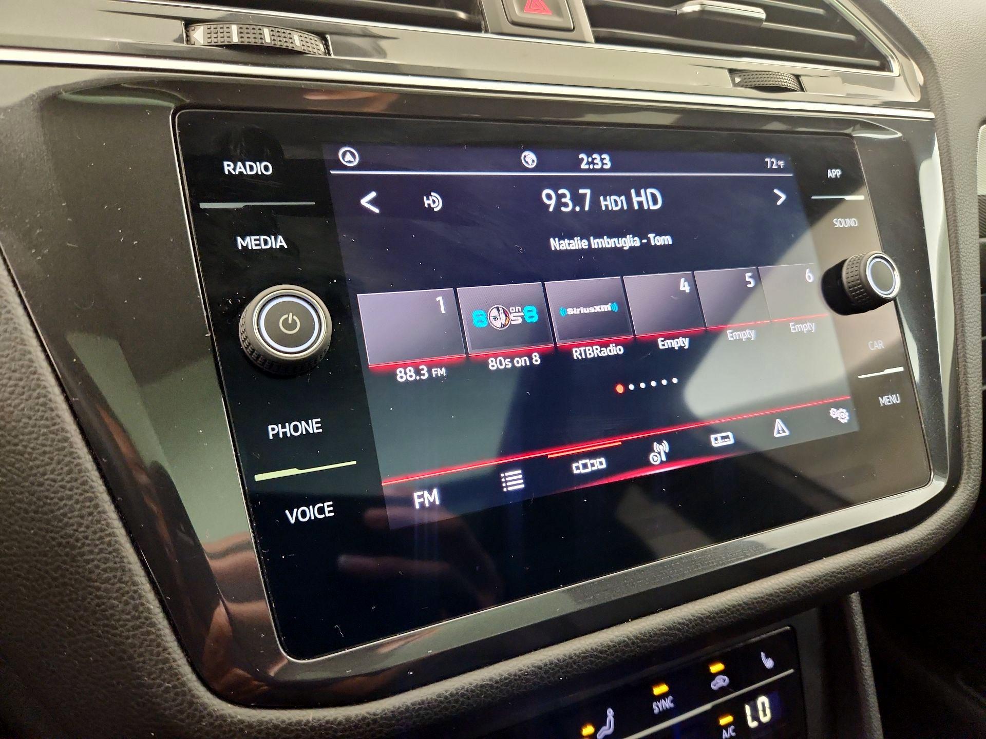 Thumbnail: 2023 Volkswagen Tiguan - 15