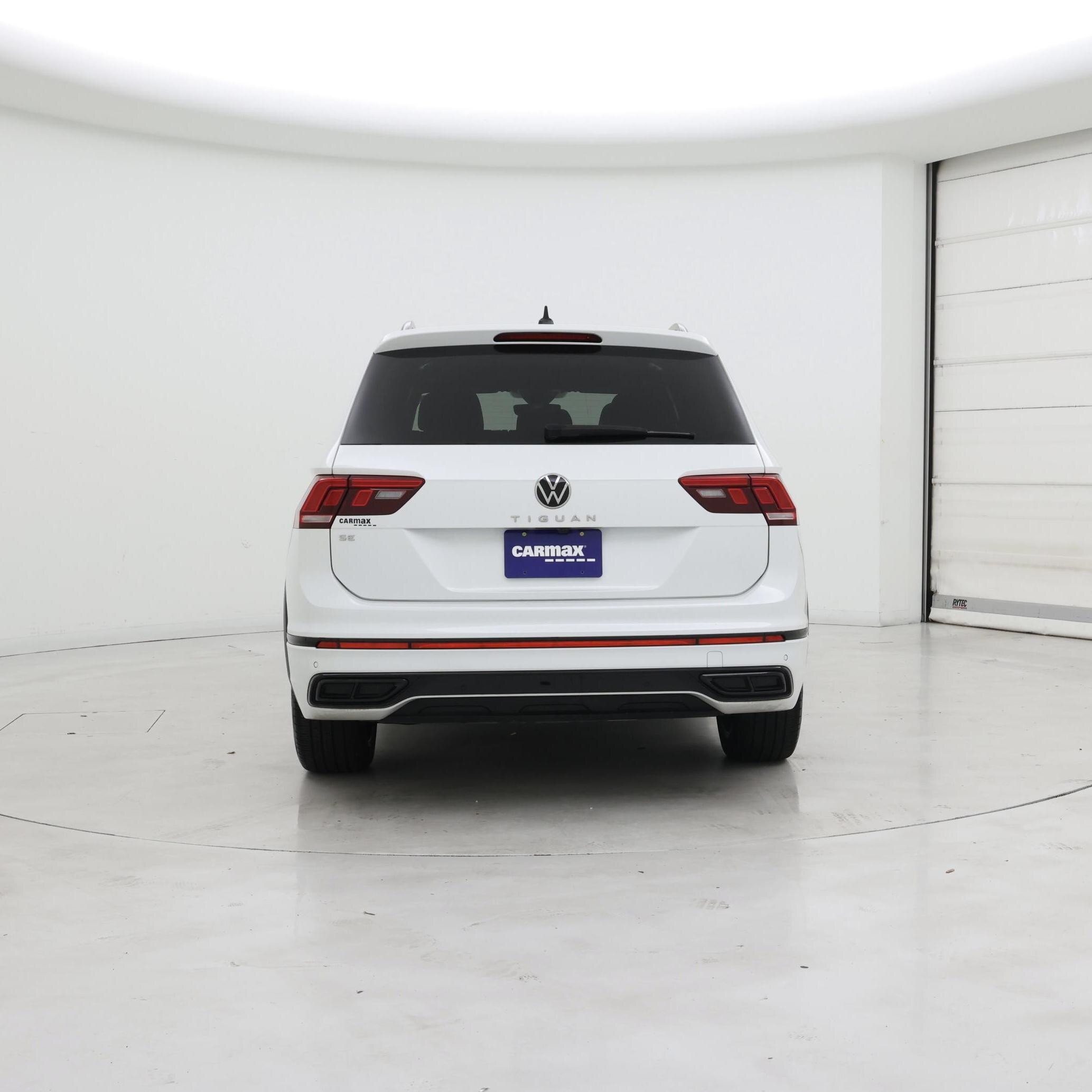 Thumbnail: 2023 Volkswagen Tiguan - 6