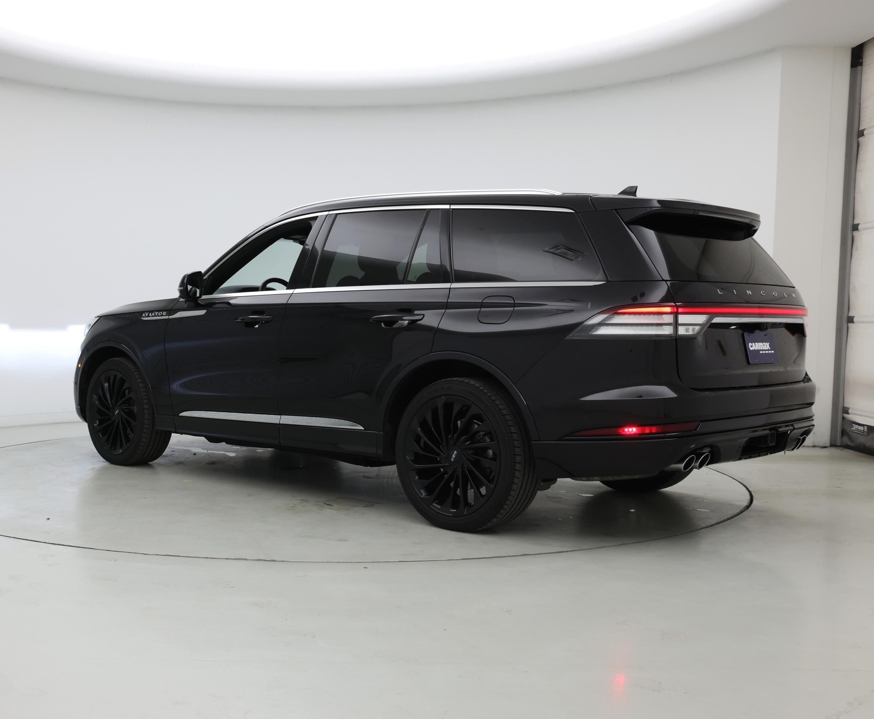 Thumbnail: 2021 Lincoln Aviator - 2