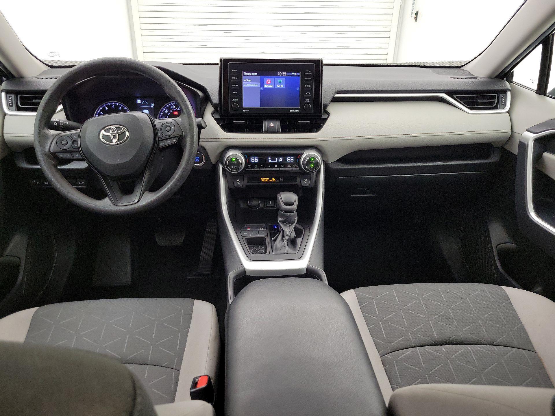 Thumbnail: 2022 Toyota RAV4 - 9