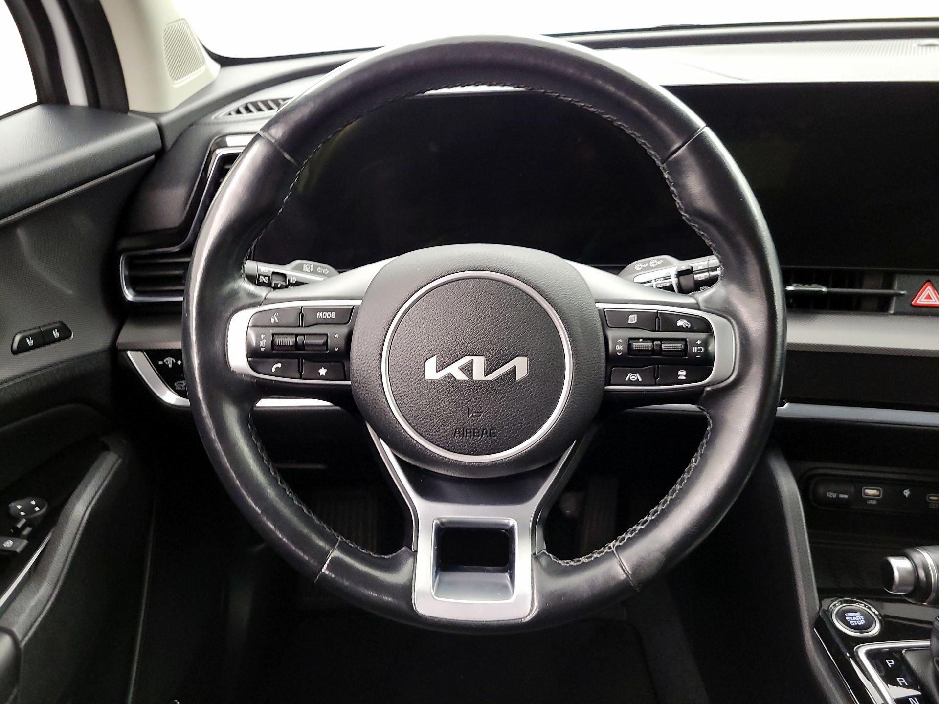 Thumbnail: 2023 Kia Sportage - 10