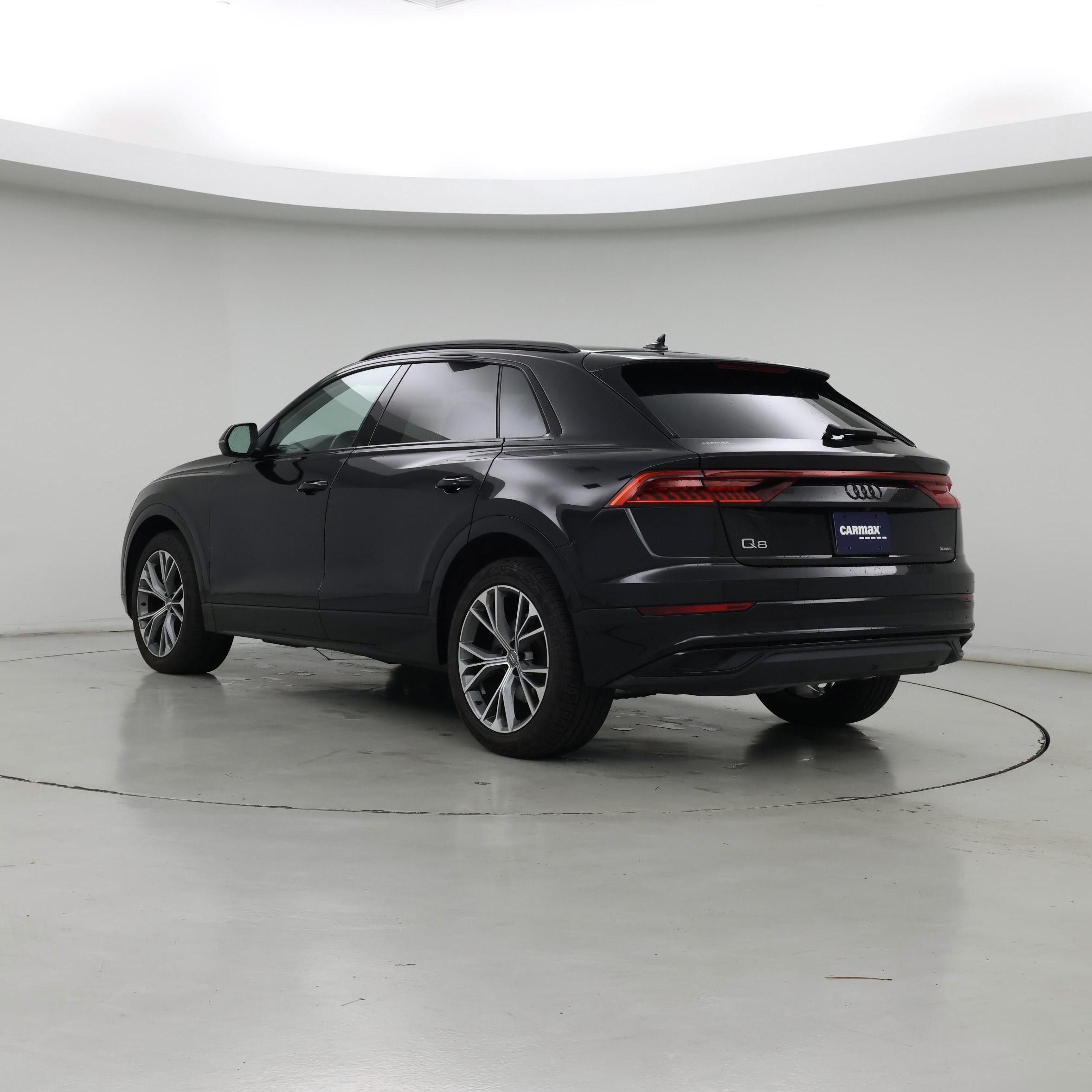 Thumbnail: 2020 Audi Q8 - 2