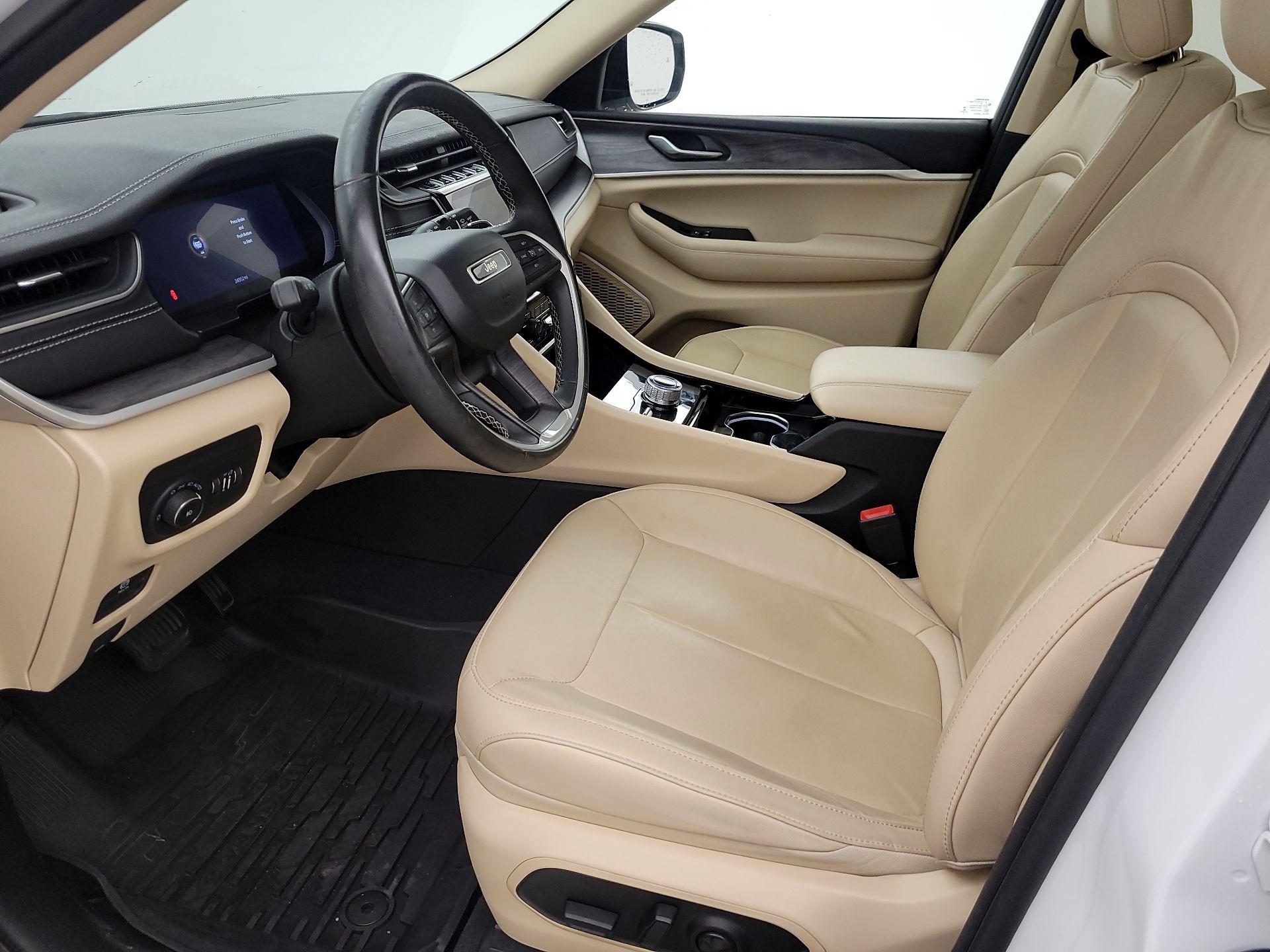 Thumbnail: 2022 Jeep Grand Cherokee L - 11