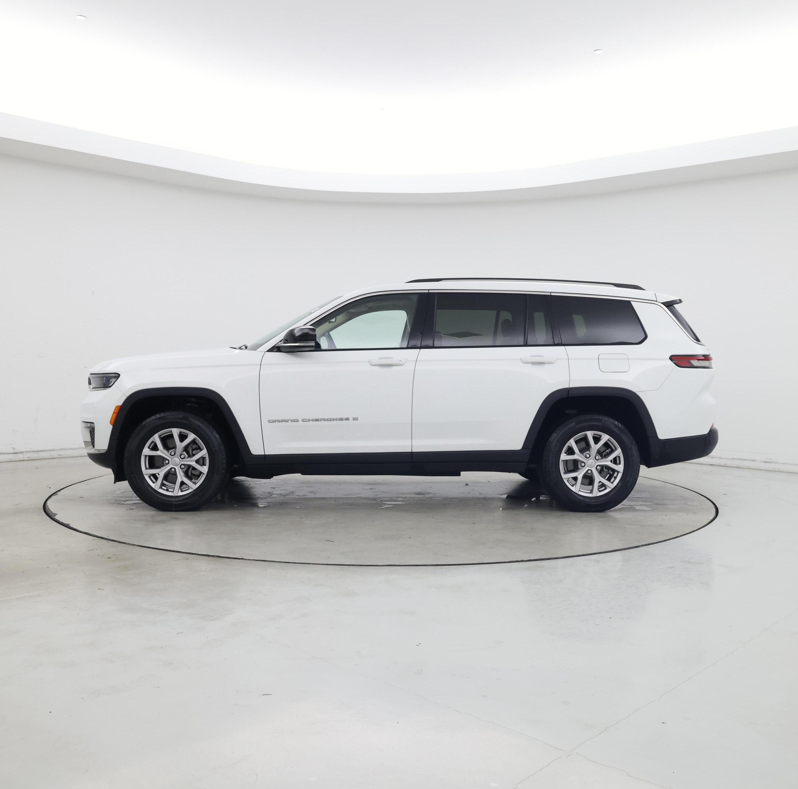 Thumbnail: 2022 Jeep Grand Cherokee L - 3