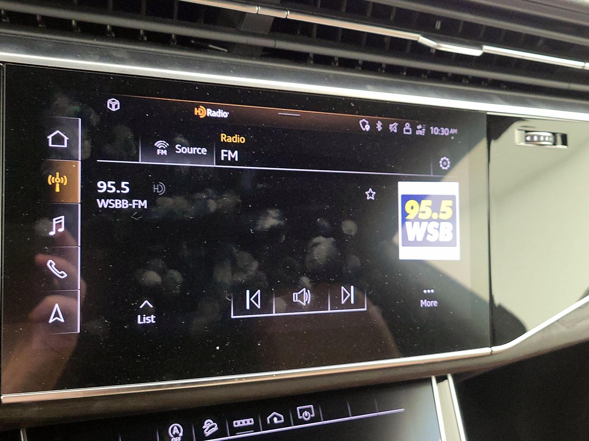 Thumbnail: 2021 Audi Q8 - 16