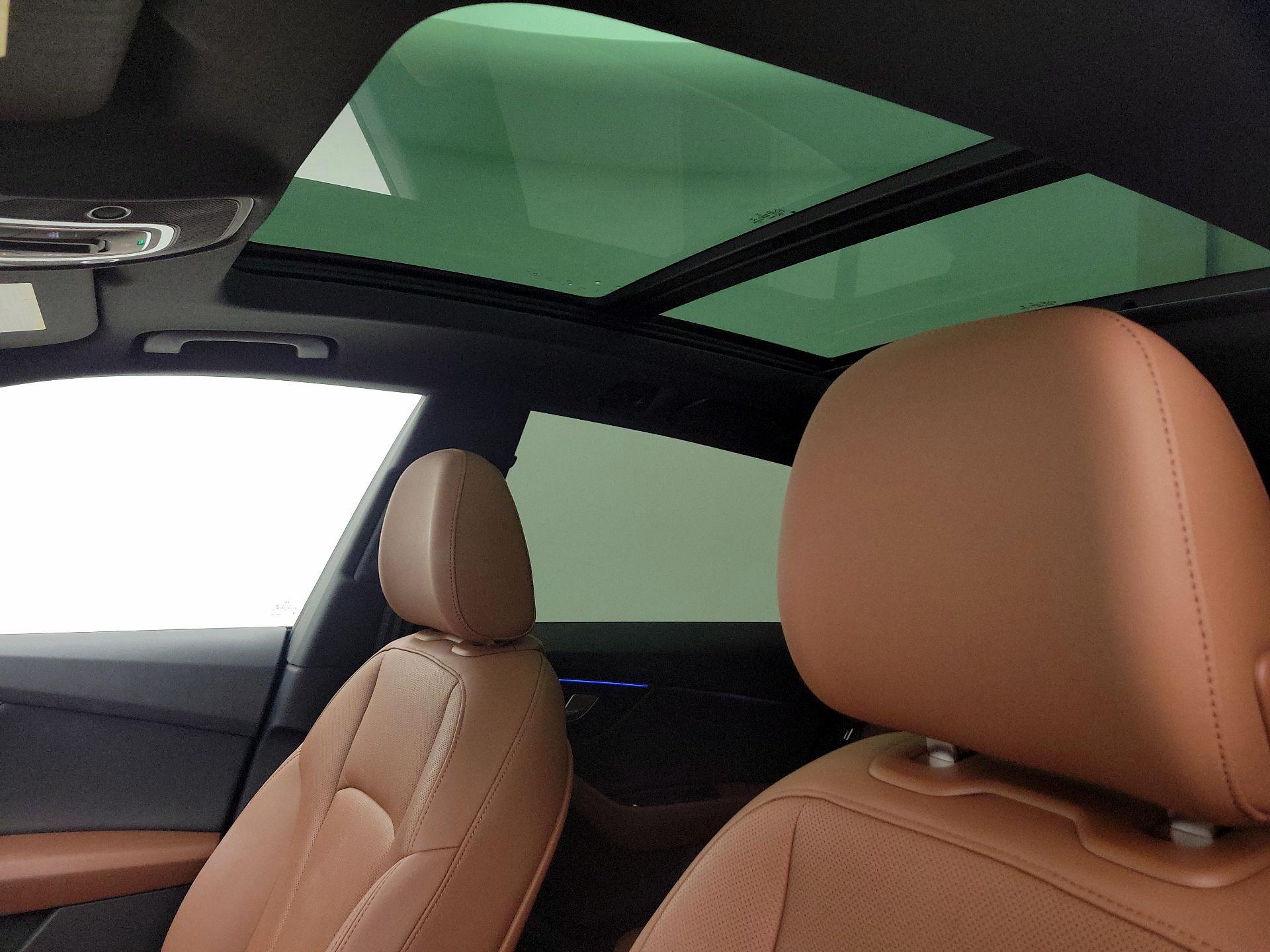 Thumbnail: 2021 Audi Q8 - 20